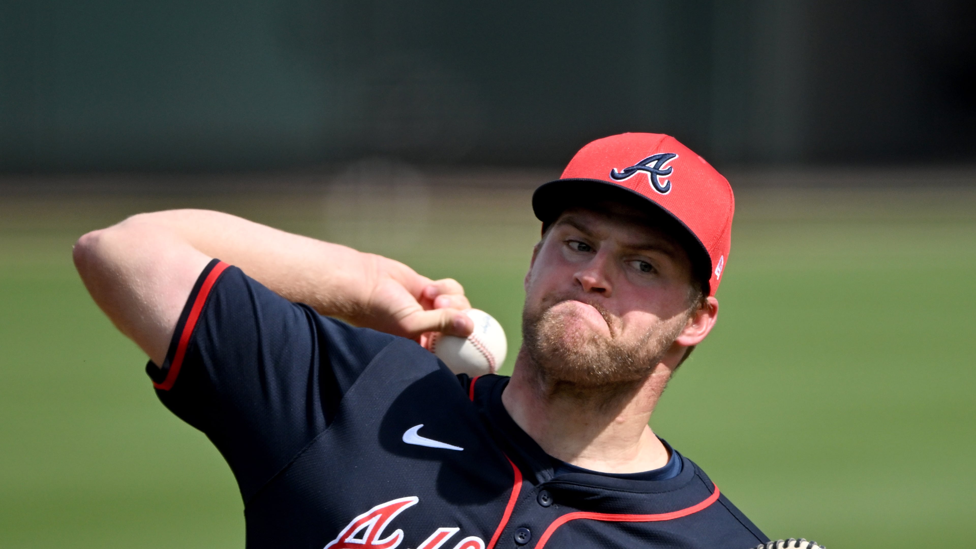 Atlanta Braves pitcher Bryce Elder throws a live batting practice session during the first full-squad spring training workouts at CoolToday Park, Tuesday, February 18, 2025, North Port, Florida. (Hyosub Shin / AJC)