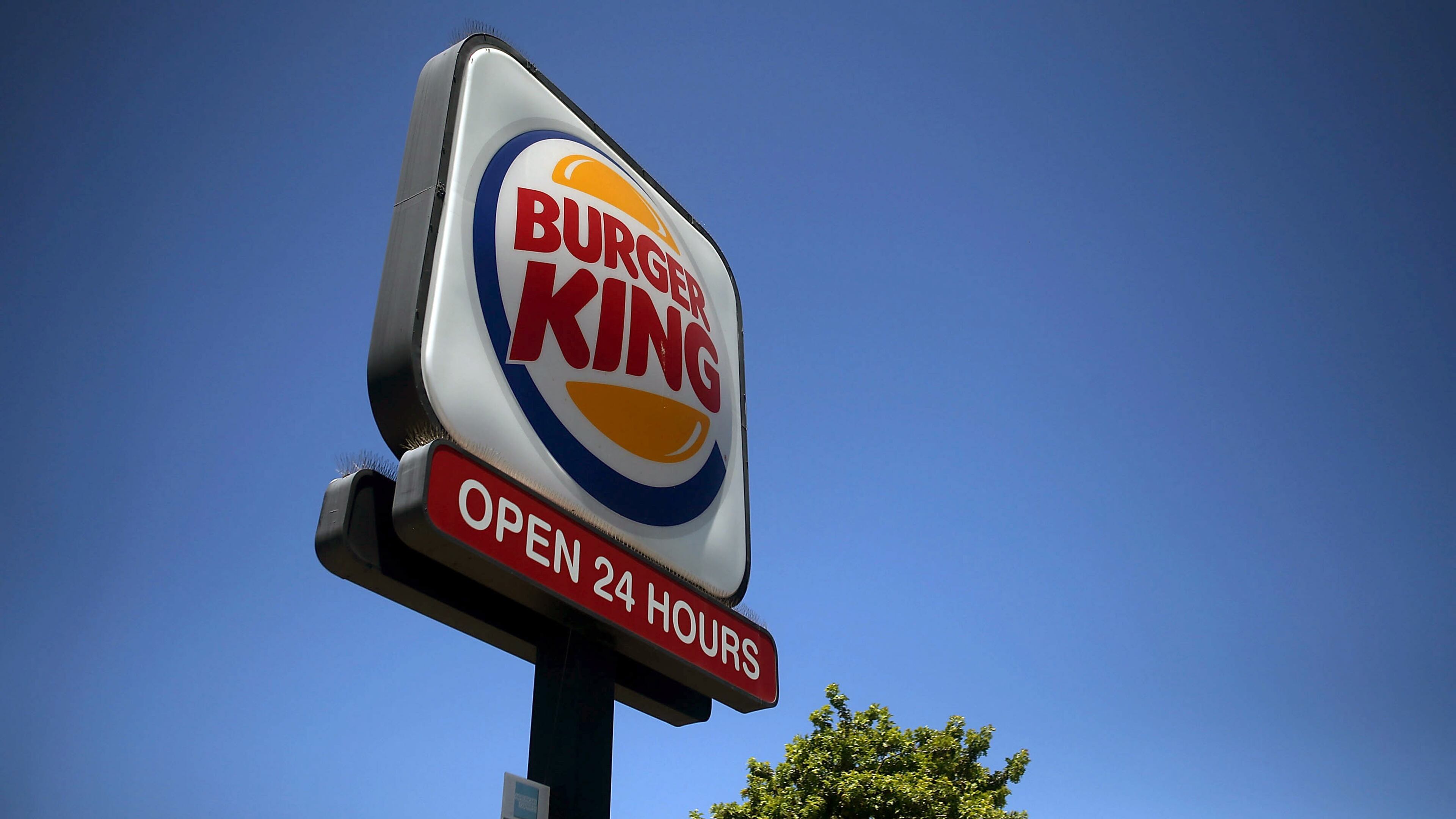 SAN RAFAEL, CA - JULY 27: A sign is posted in front of a Burger King restaurant on July 27, 2015 in San Rafael, California. (Photo by Justin Sullivan/Getty Images)