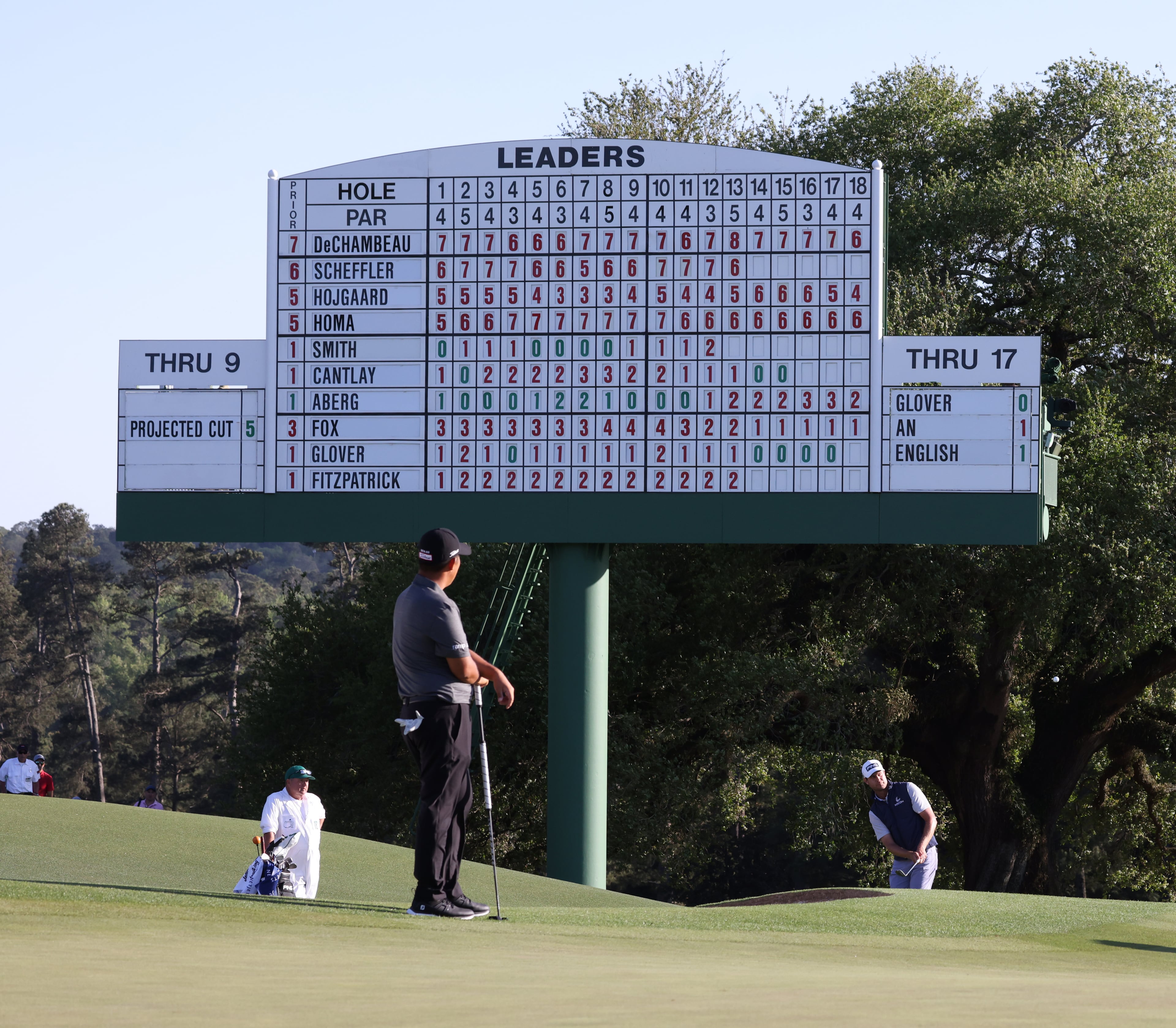 Lucas Glover hits a shot on 18th hole during second round of the 2024 Masters Tournament at Augusta National Golf Club, Friday, April 12, 2024, in Augusta, Ga. Jason Getz / Jason.Getz@ajc.com)