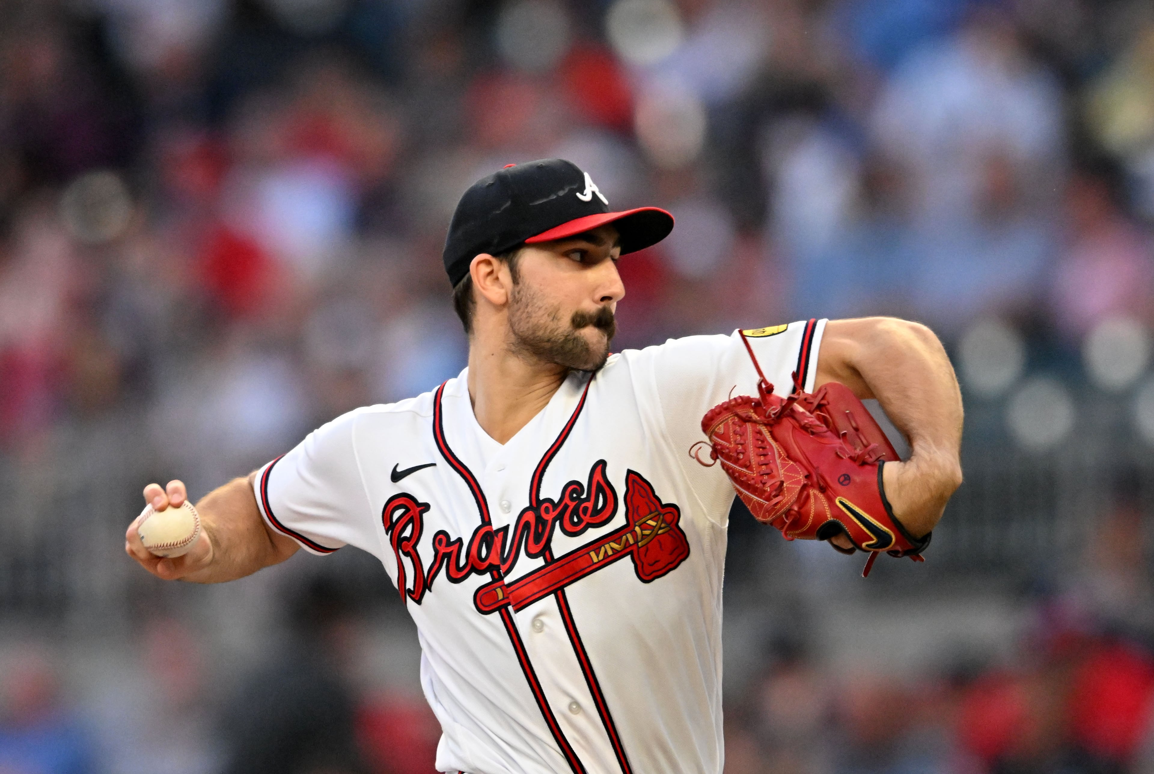 Atlanta Braves' starting pitcher Spencer Strider (99) throws. (Hyosub Shin / Hyosub.Shin@ajc.com)
