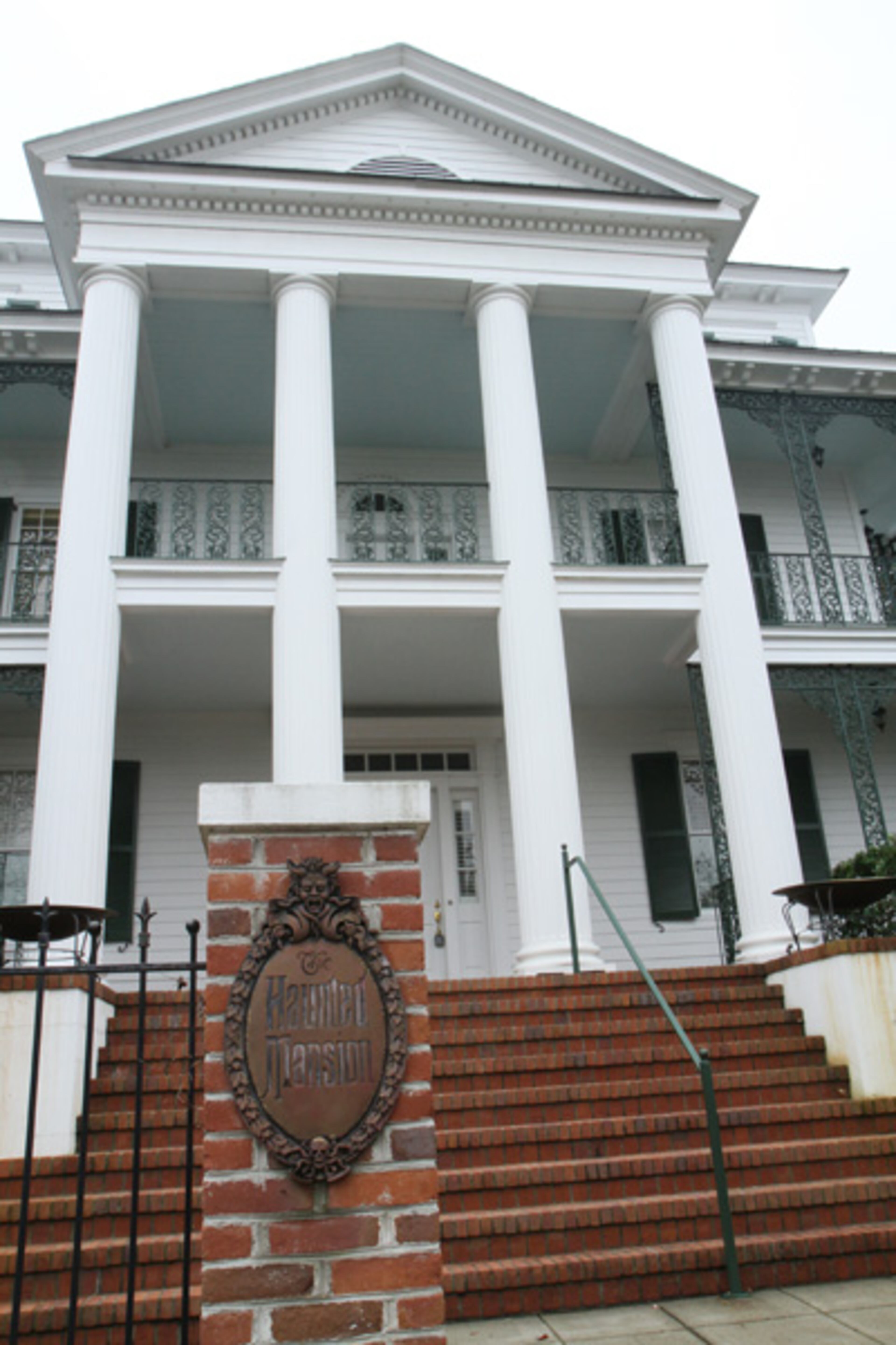 This one offers home buyers the chance to own a piece of memorabilia...and a ghost, too.