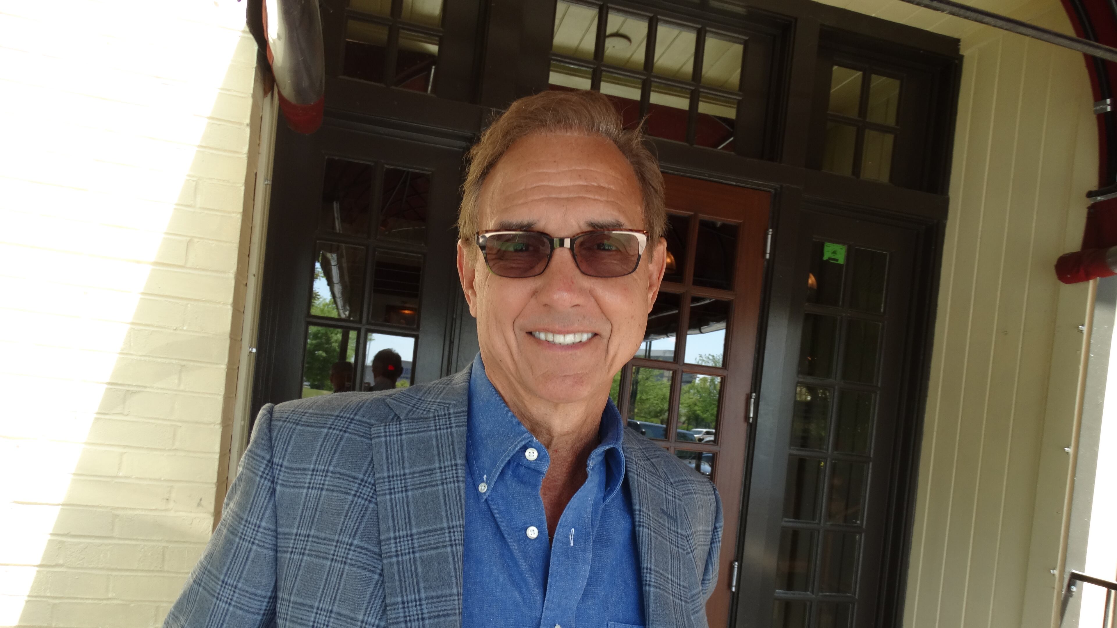 Gary McKee outside Joey D's last week. CREDIT: Rodney Ho/rho@ajc.com