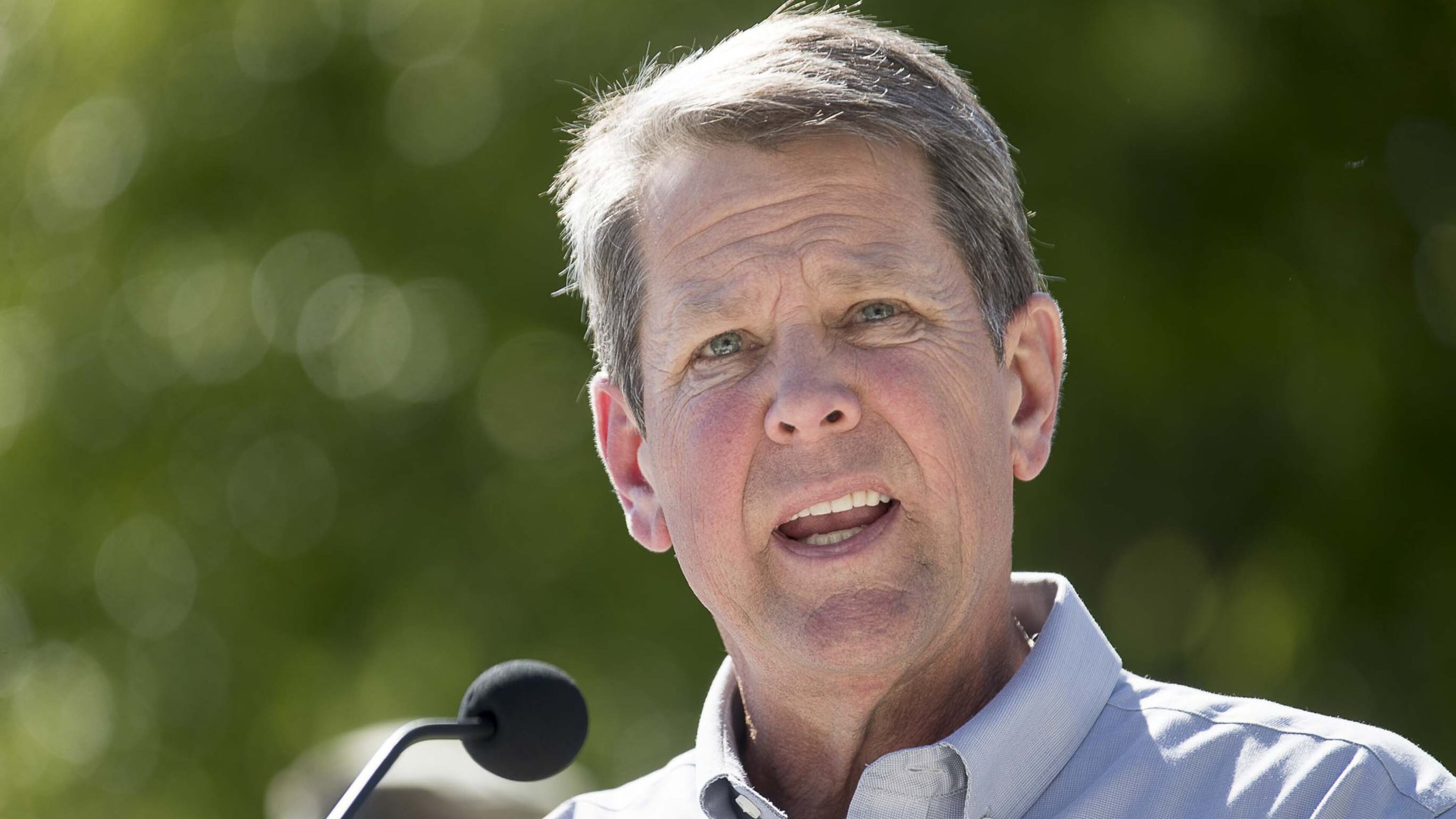 Gov. Brian Kemp revealed Monday that he planned to allow some small business owners to reopen by the end of the week, with other business being able to open the following Monday. The move was met by pushback, including a rebuke from the governor’s most important ally, President Donald Trump. (ALYSSA POINTER / ALYSSA.POINTER@AJC.COM)