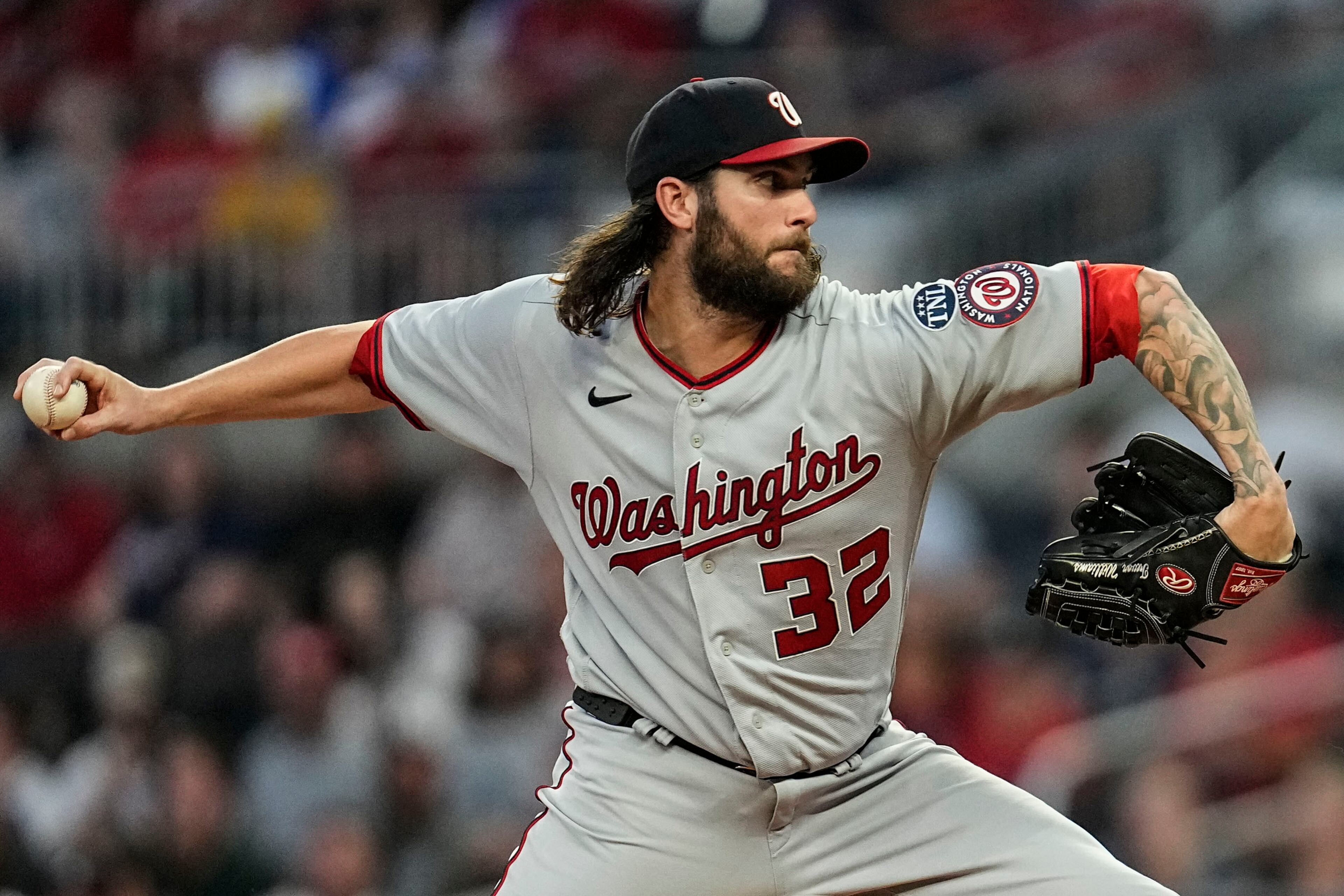 Trevor Williams works from the mound against the Atlanta Braves during first inning of an MLB baseball game, Friday, Sept. 29, 2023, in Atlanta. (AP Photo/Mike Stewart)