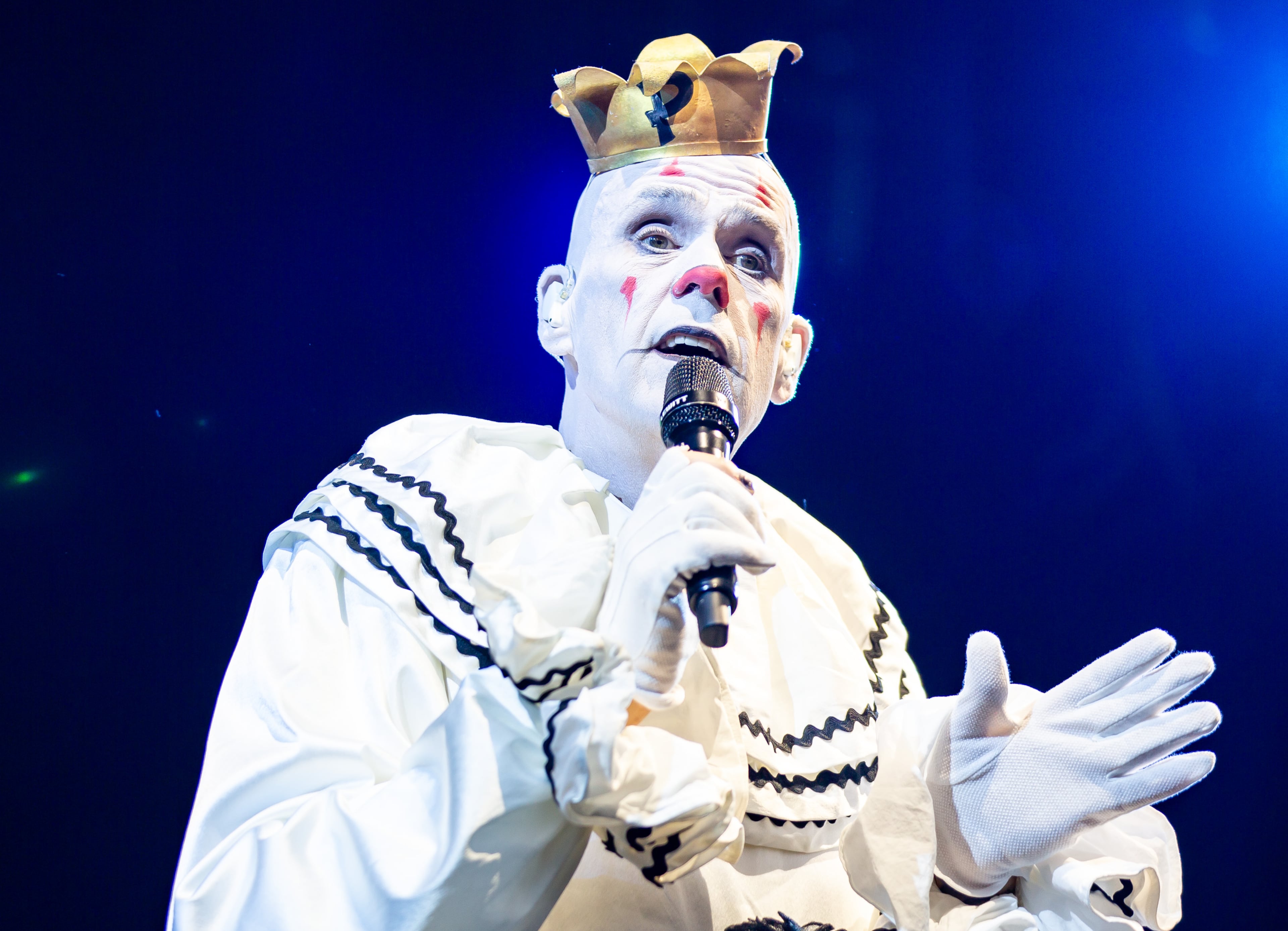 Alpharetta, Ga: Puddles Pity Party opened for "Weird Al" Yankovic Sunday night at Ameris Bank Amphitheatre crooning hit songs with his unique brand of humor. Puddles featured participation from many audience members.. Photo taken Sunday May 31, 2026 at Ameris Bank Amphitheatre. 060126 weird al (RYAN FLEISHER FOR THE ATLANTA JOURNAL-CONSTITUTION)