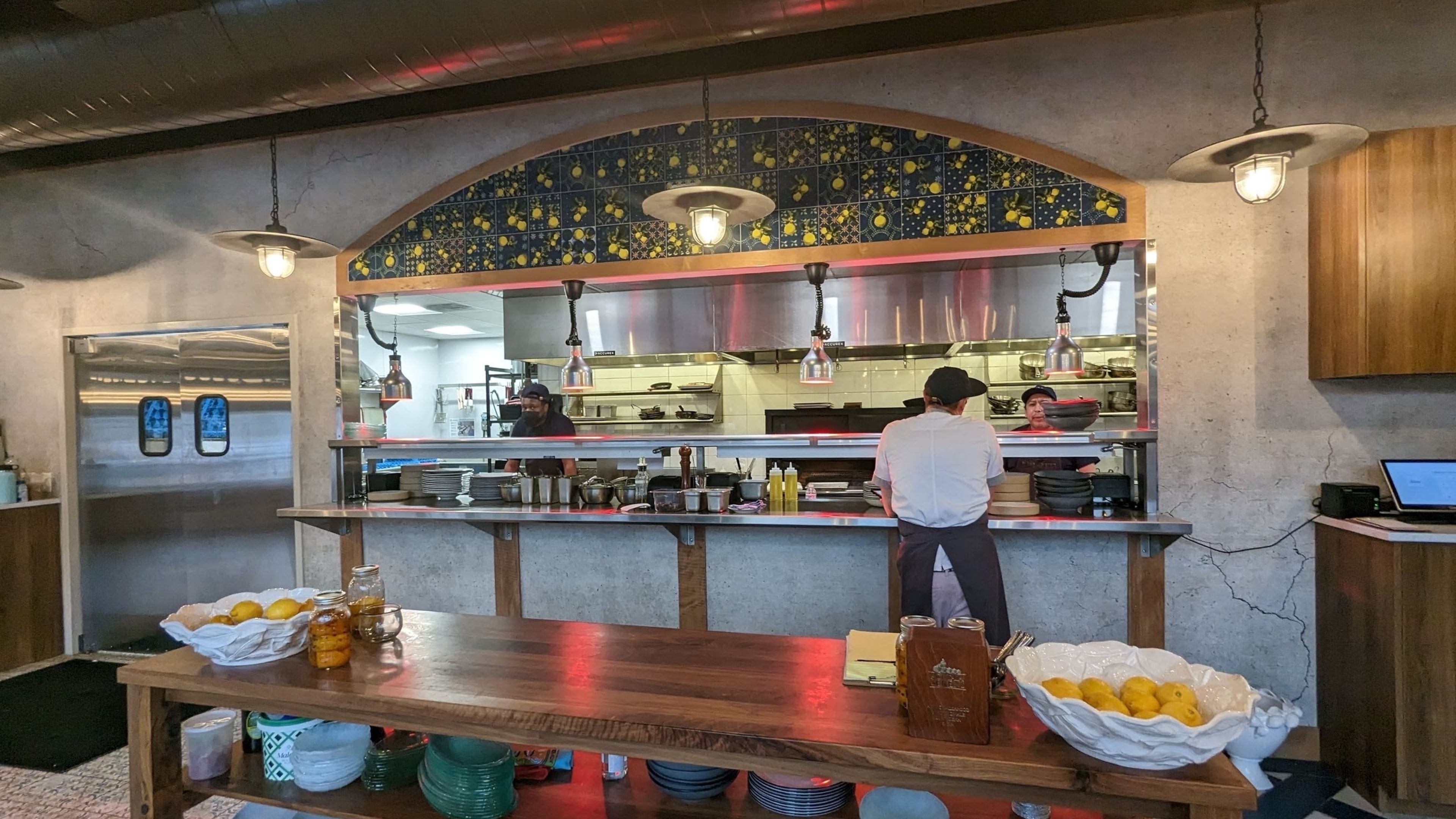 Alici was inspired by the seafood of Italy’s Amalfi Coast. (Courtesy of Paula Pontes 2023)