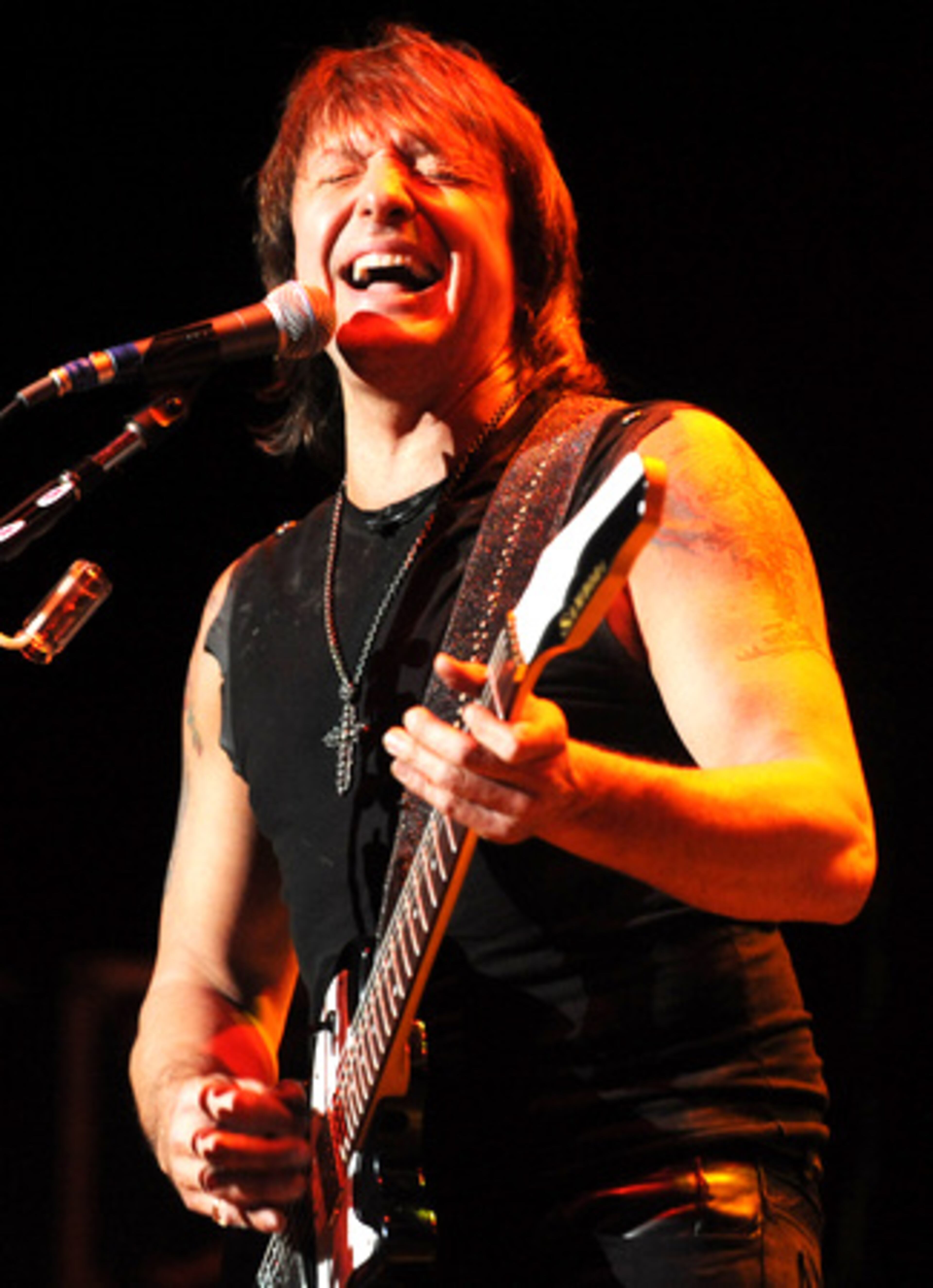 Funds raised during the yearlong concert series will go to the Memorial Sloan-Kettering Cancer Center, where Sambora's father received treatment.