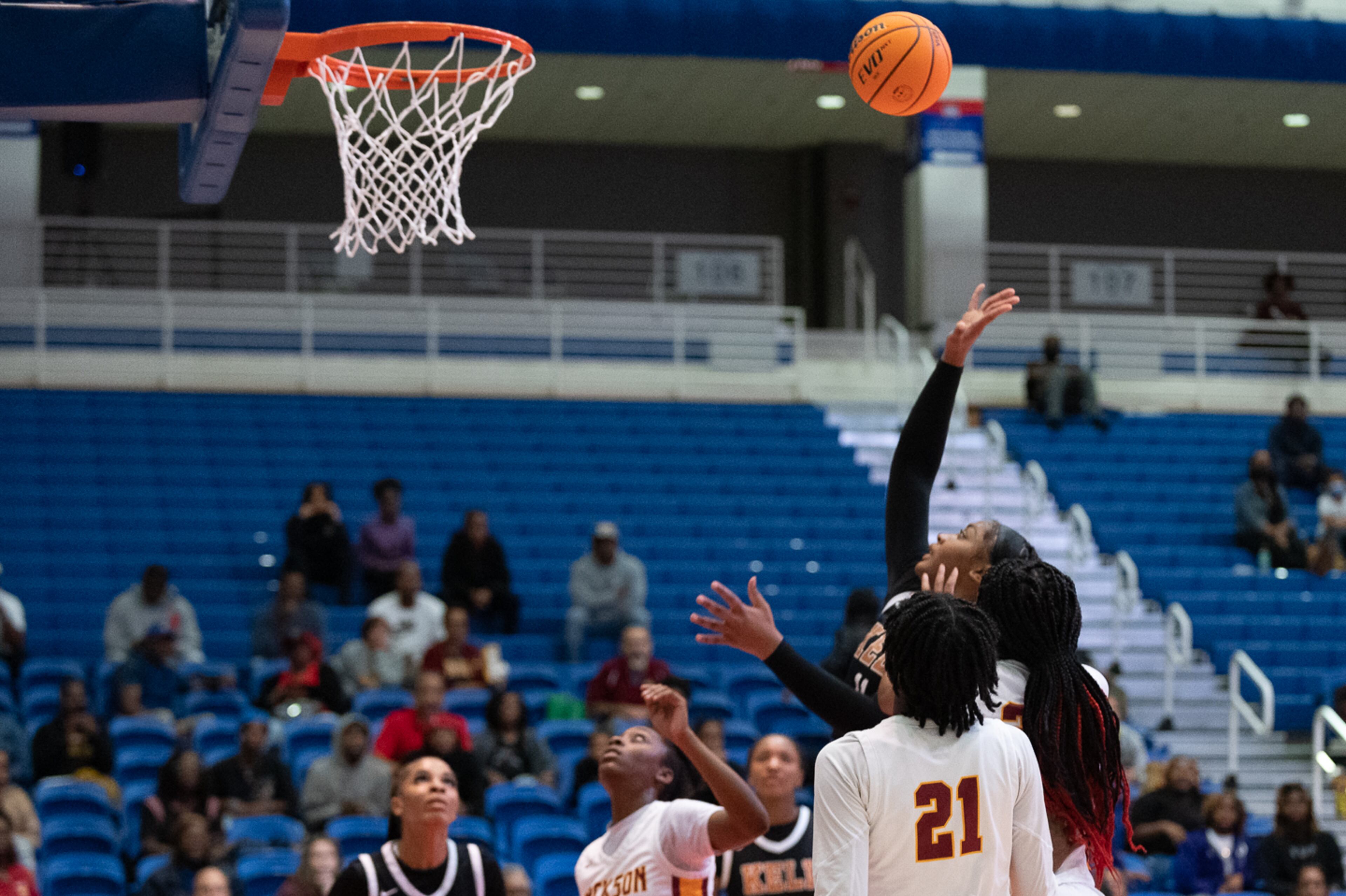 Kell's Jada Green puts up a shot. Jamie Spaar for the Atlanta Journal-Constitution
