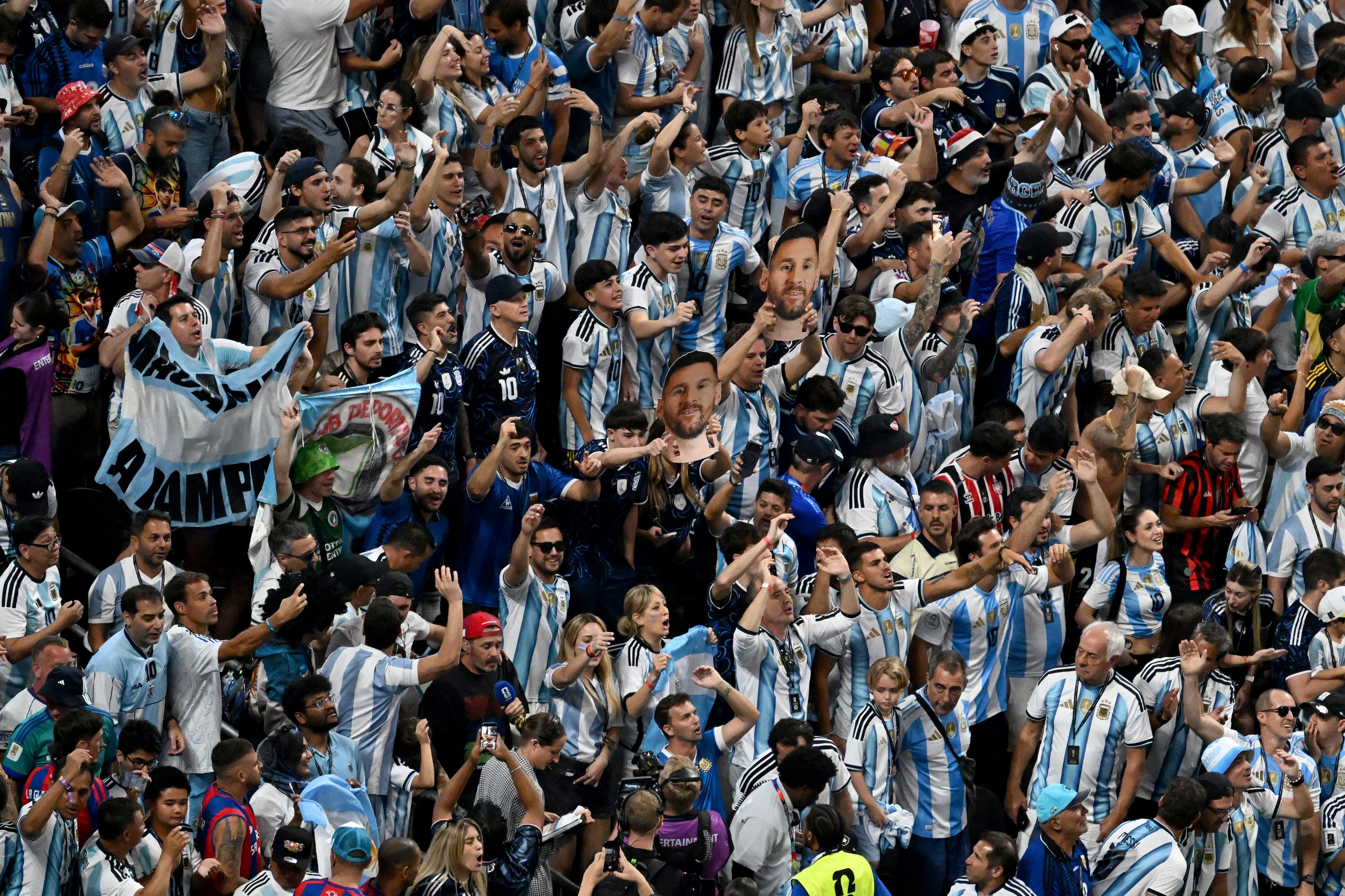 Argentina fans cheer before their FIFA World Cup game on Tuesday, July 7, 2026, in Atlanta. (Hyosub Shin/AJC)