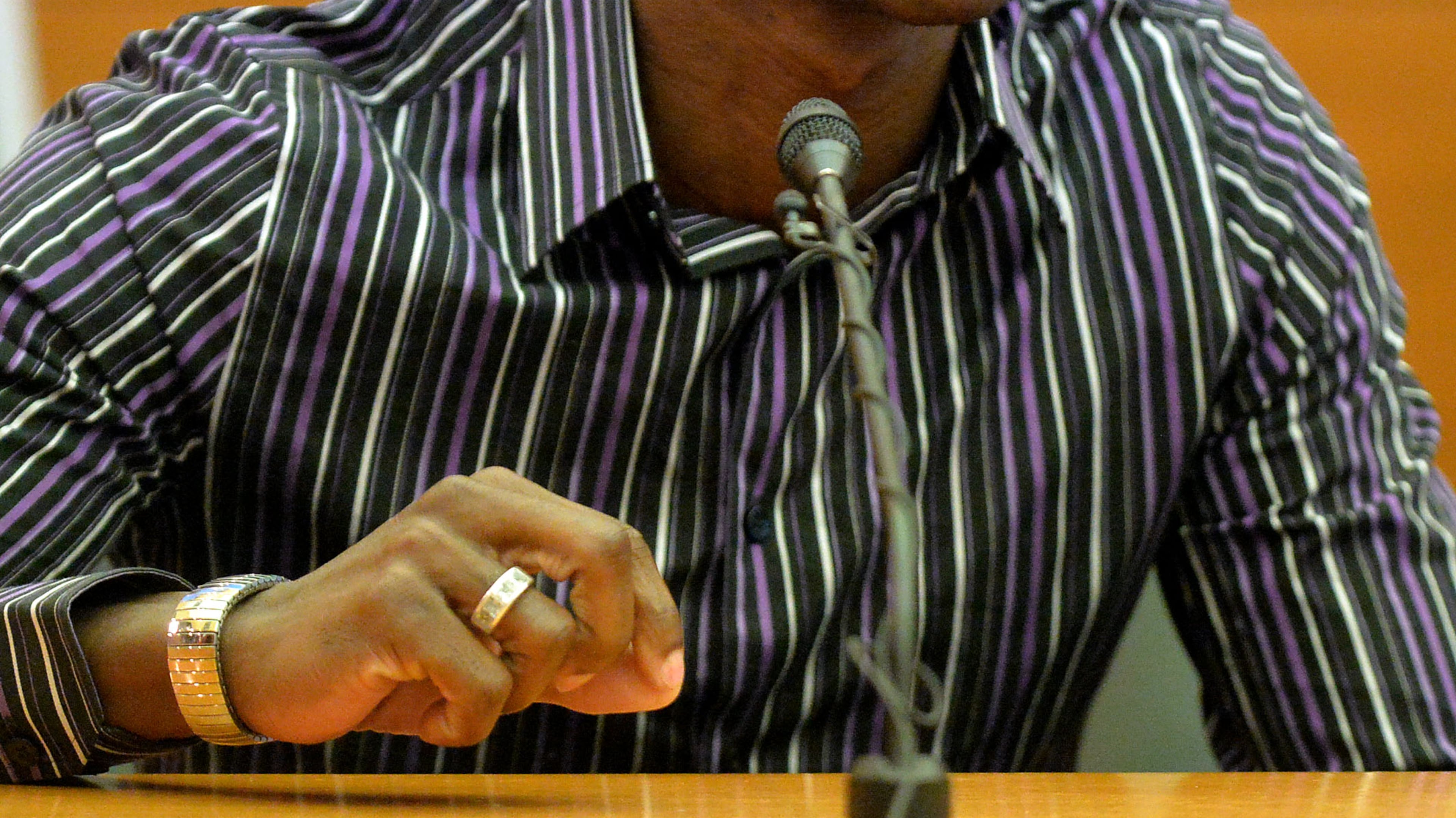 Former APS instructional technology specialist Jackie Boyce McIntyre testifies Wednesday. KENT D. JOHNSON / KDJOHNSON@AJC.COM