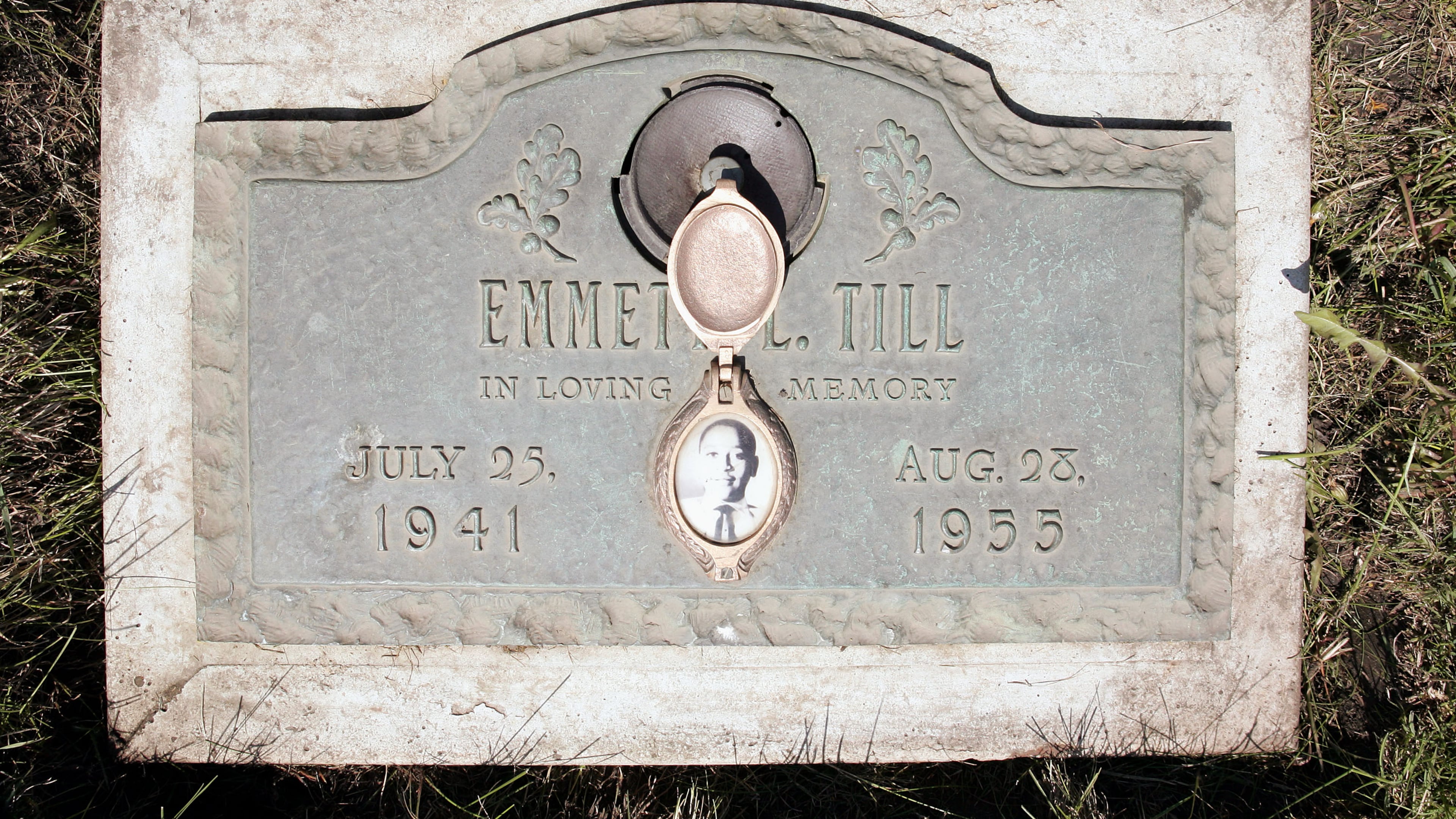 ALSIP, IL - MAY 4: A plaque marks the gravesite of Emmett Till at Burr Oak Cemetery in Aslip, Illinois. The woman who made claims that lead to Till's brutal murder in 1955 says in a new book she made up most of the claims, according to a report from Vanity Fair. (Photo by Scott Olson/Getty Images)