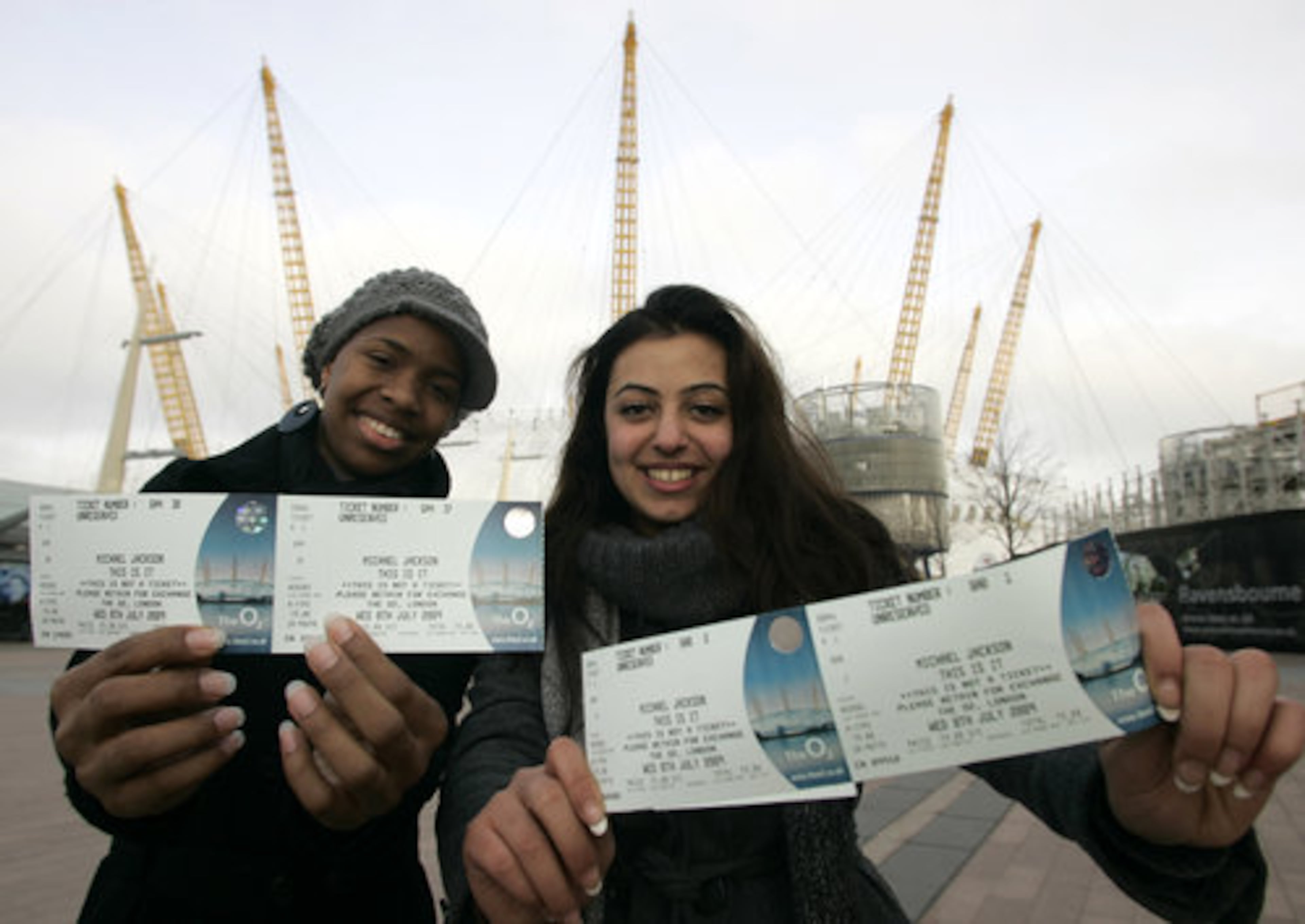 Ayesha Obi (left) and Ava Zadkhorvash, who got some of the first tickets for one of Jackson's London concerts.