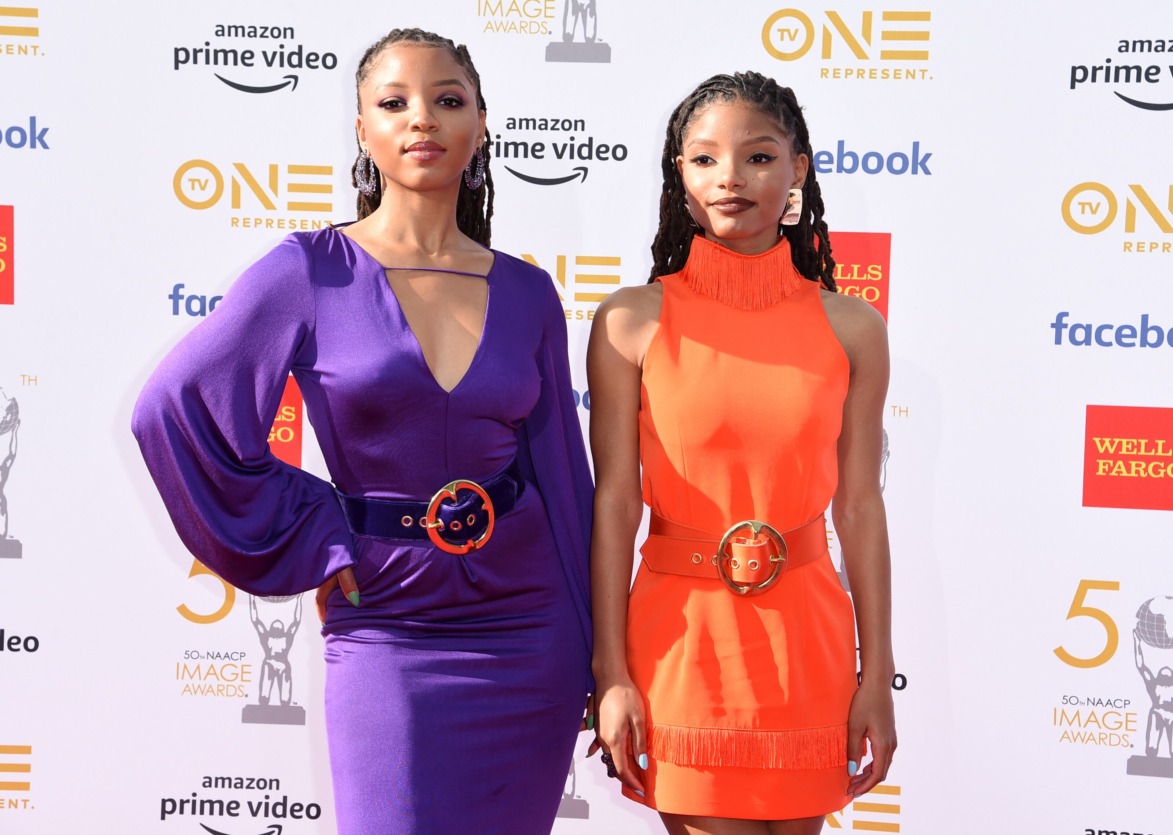 ADDS NAMES Chloe Bailey, left, and Halle Bailey, of Chloe x Halle, at the 50th annual NAACP Image Awards on Saturday, March 30, 2019, at the Dolby Theatre in Los Angeles. (Photo by Richard Shotwell/Invision/AP)