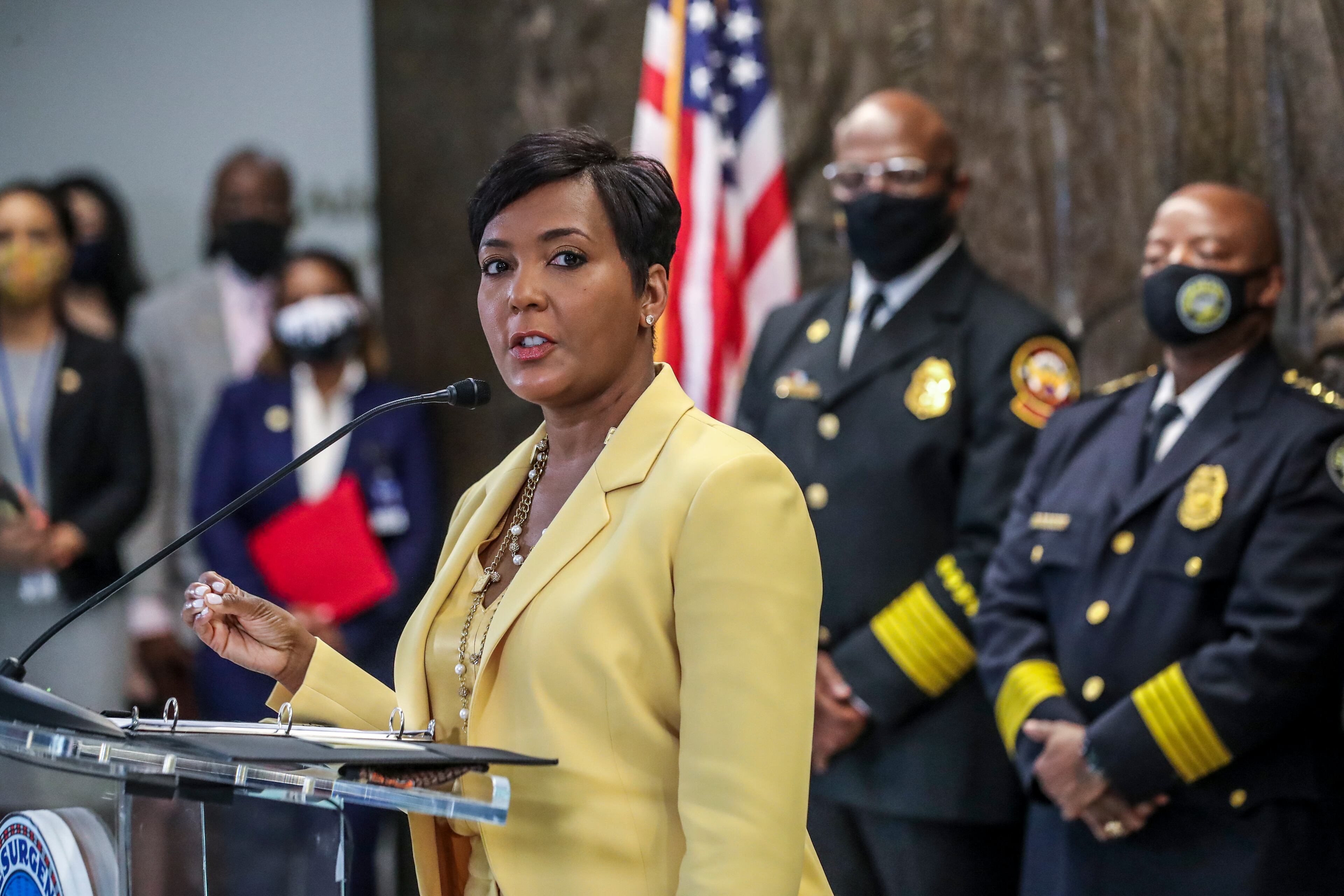 May 7, 2021 Atlanta: Atlanta Mayor Keisha Lance-Bottoms held a press conference Friday, May 7, 2021 at Atlanta City Hall speaking about her decision not to run for a second term. In her first public appearance since announcing her decision to supporters Thursday night, Bottoms said her decision was guided by faith. “In the same way that it was very clear to me almost five years ago that I should run for mayor of Atlanta, it is abundantly clear to me today that it is time to pass the baton on to someone else,” Bottoms said at an emotional news conference at City Hall. She added that “the last three years have not been at all what I would have scripted for our city,” referencing a crippling cyber attack, a widening federal corruption investigation into the previous administration, the COVID-19 pandemic and civil unrest last year. Bottoms said she doesn’t know what’s next for her; she denied rumors that she or her husband Derek have taken jobs for Walgreens out of state. “I can’t get Derek to move two miles off Cascade Road,” she said. Bottoms, who was seen as a strong incumbent candidate despite a spike in violent crime, told friends and supporters Thursday evening she won’t seek a second term. She released a video and statement online a few hours later elaborating on her decision and reflecting on her time in office. “This is not something I woke up and decided yesterday,” Bottoms said Friday. “This is something I’ve been thinking about for a very long time.” (John Spink / John.Spink@ajc.com)