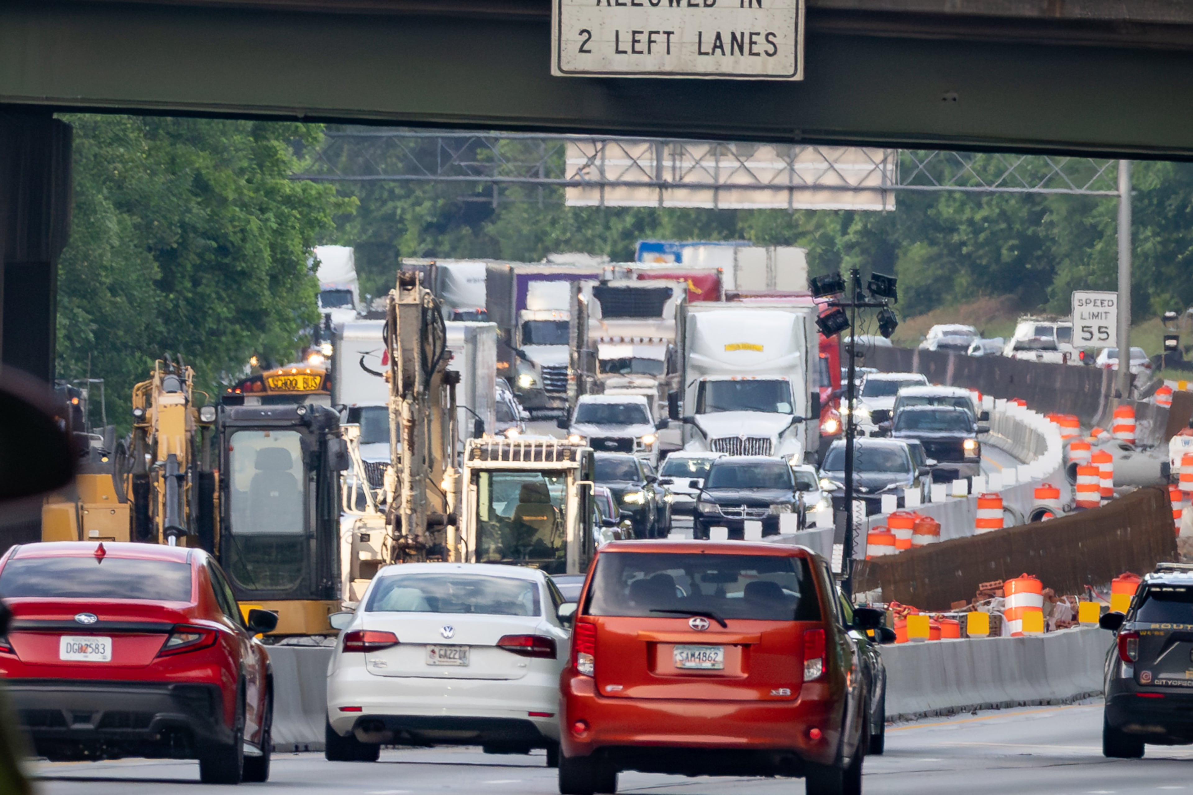 I-285 is shown just prior to the Cascade Road exit onTuesday, May 5, 2026. (Ben Hendren for the AJC)
