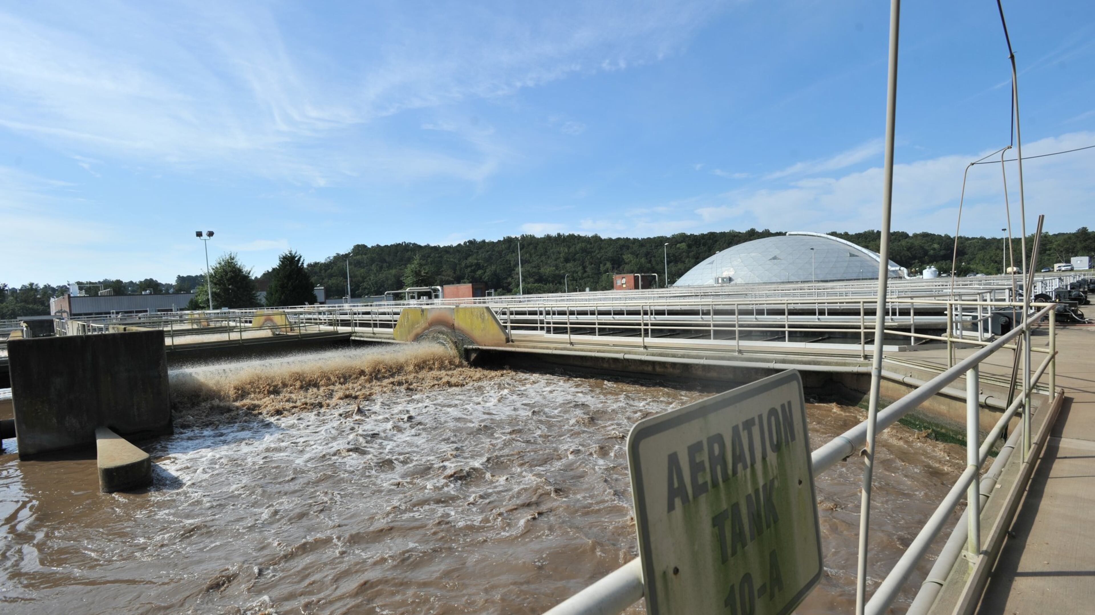 The Snapfinger Advanced Wastewater Treatment Plant, in operation since 1978 is being expanded. HYOSUB SHIN / HSHIN@AJC.COM