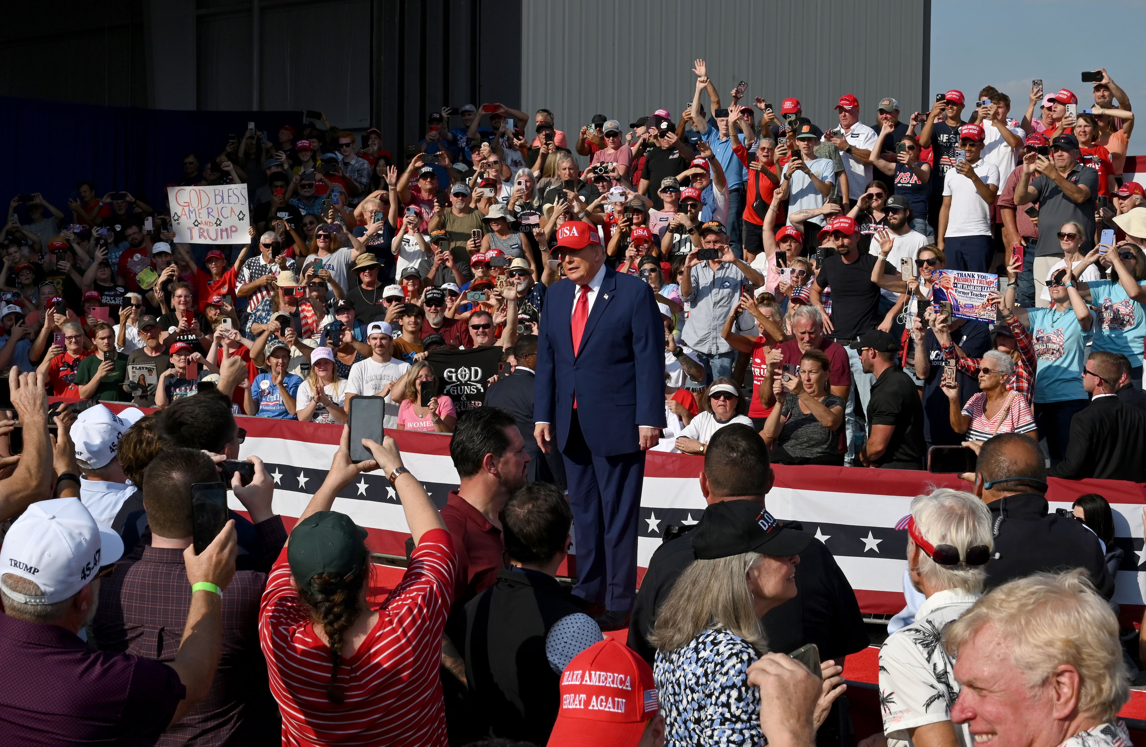 President Donald J. Trump arrives for a campaign rally at Dalton Municipal Airport on Friday, Oct. 16, 2026, in Dalton. (Hyosub Shin/AJC)