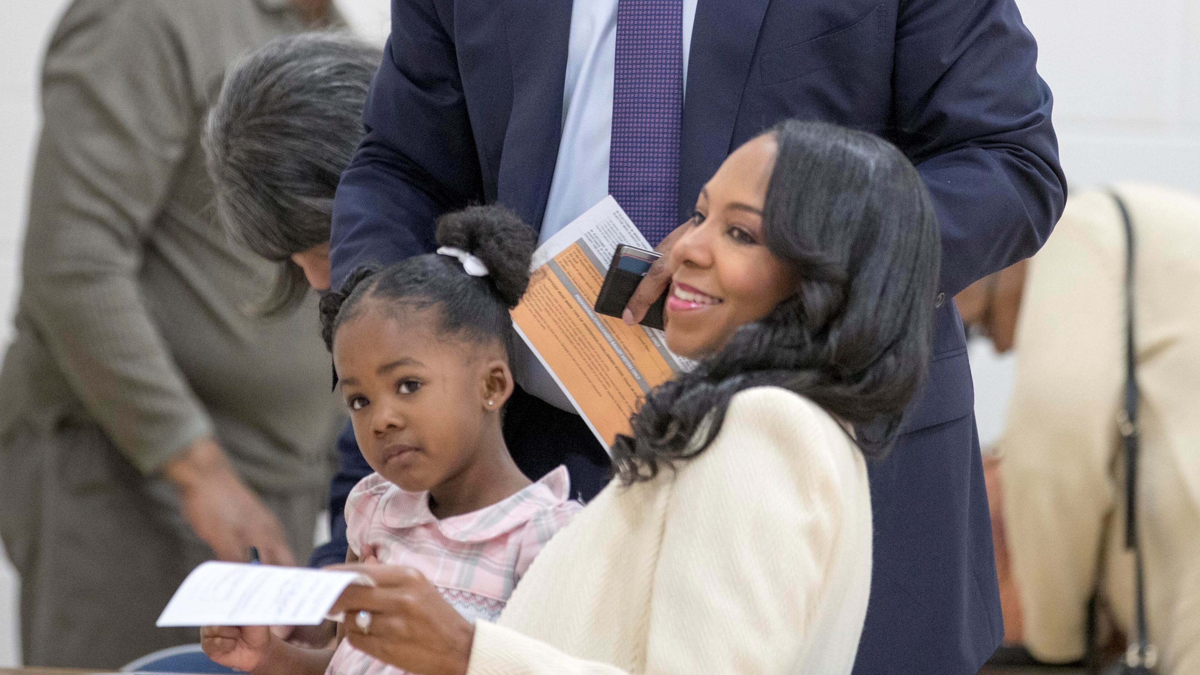 Sarah-Elizabeth Langford and daughter, Maria Kristan Reed, are shown in this December 2017 file photo. At the time, Langford was married to Atlanta Mayor Kasim Reed, but they later divorced. ALYSSA POINTER/ALYSSA.POINTER@AJC.COM