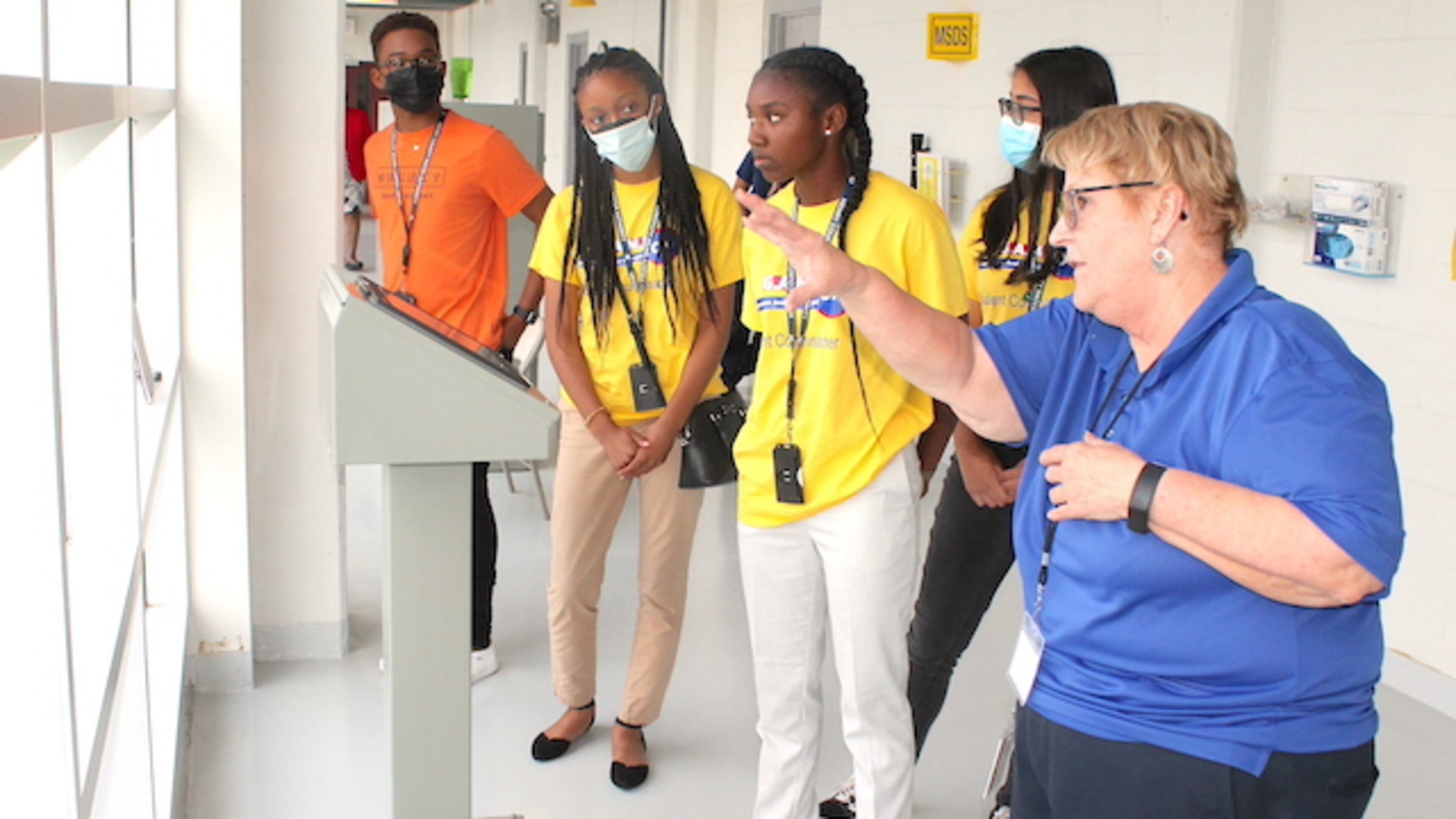 Sheila Kern, right, will be the program instructor in 2022.