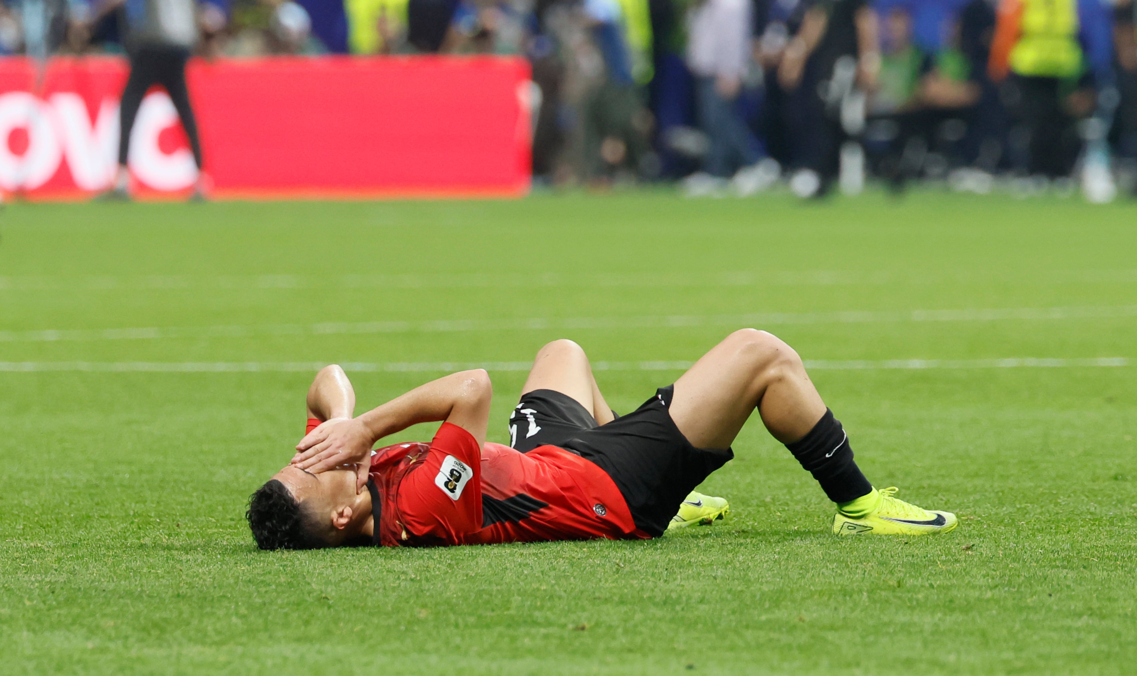 An Egyptian plyaer reacts as game ends in loss to Argentina at FIFA World Cup match at Atlanta Stadium (Mercedes-Benz Stadium) on Tuesday, July 7, 2026. (Miguel Martinez/AJC)