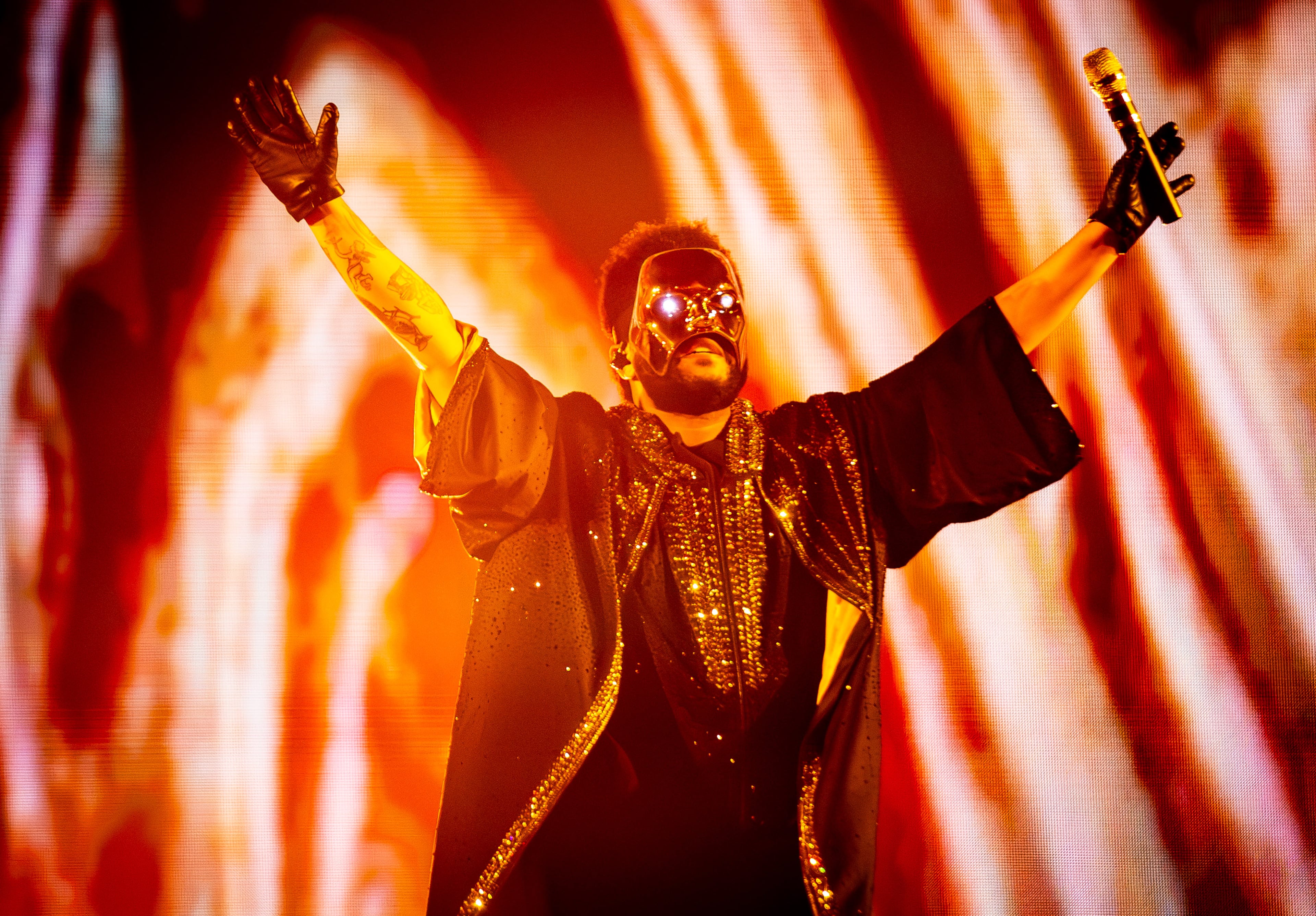 A few minutes after 9 p.m., The Weeknd graced the stage. His presence and set design spoke volumes before he even uttered a word. (Ryan Fleisher for the AJC)