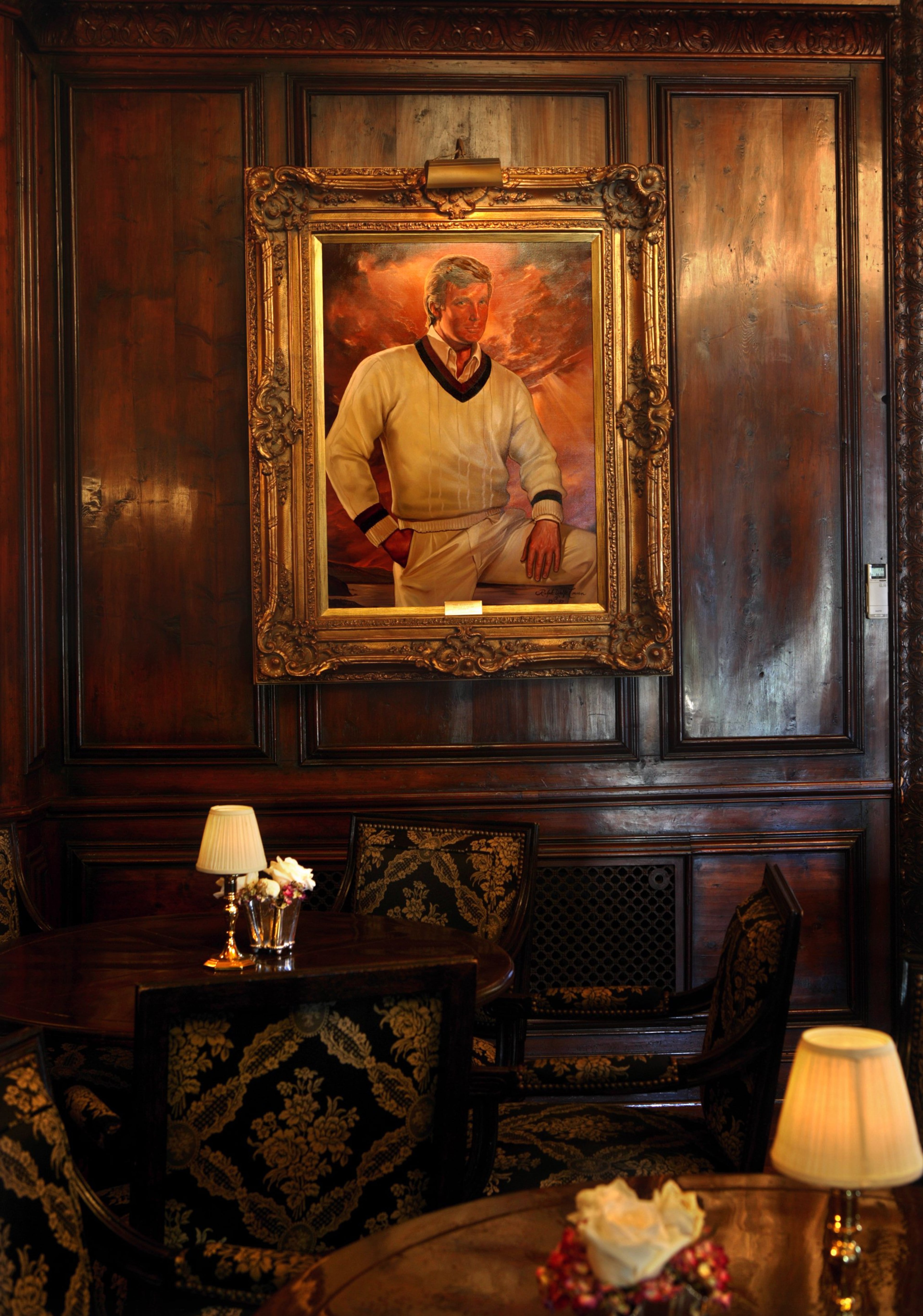 Portrait of Trump inside the bar (2005). Damon Higgins/The Palm Beach Post