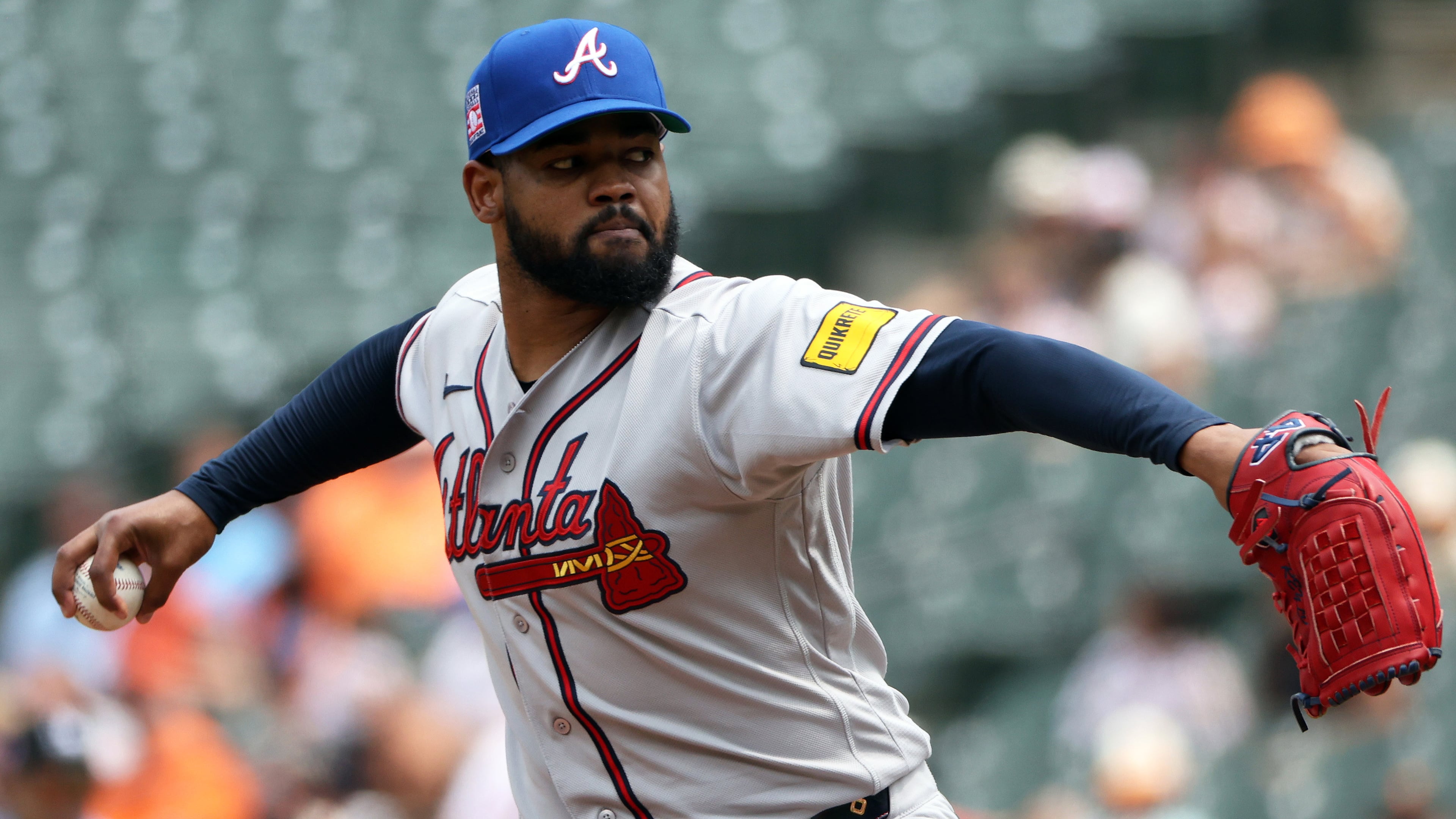 Atlanta Braves pitcher Reynaldo Lopez throws during the first inning of a baseball game against the Baltimore Orioles, Sunday, July 26, 2026, in Baltimore. (AP Photo/Daniel Kucin Jr.)