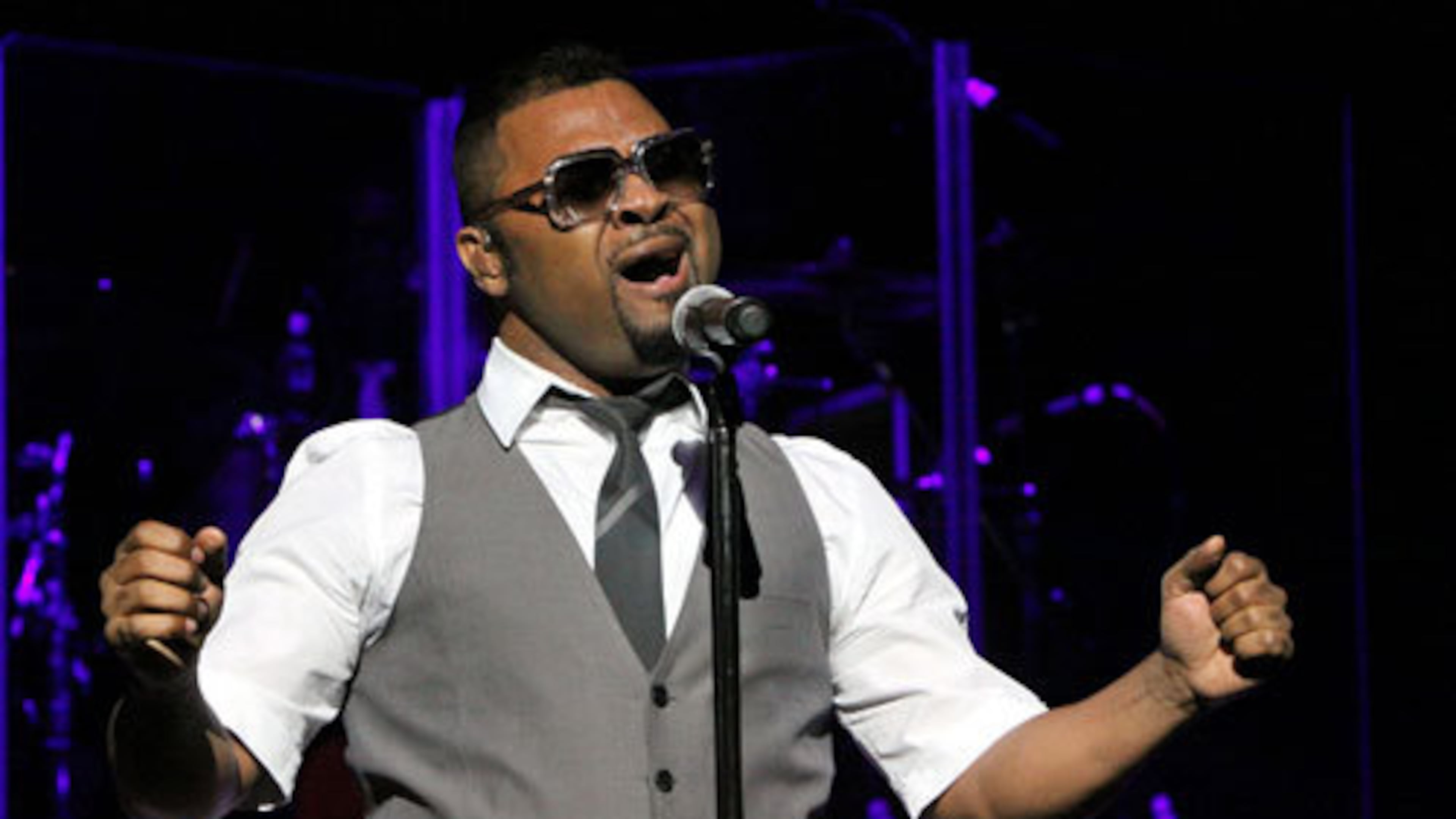 Taalib Johnson, better known by his stage name Musiq Soulchild, is a R&B/soul singer-songwriter whose style blends contemporary R&B, soul, funk, alternative, blues, jazz, some gospel influences and hip-hop.