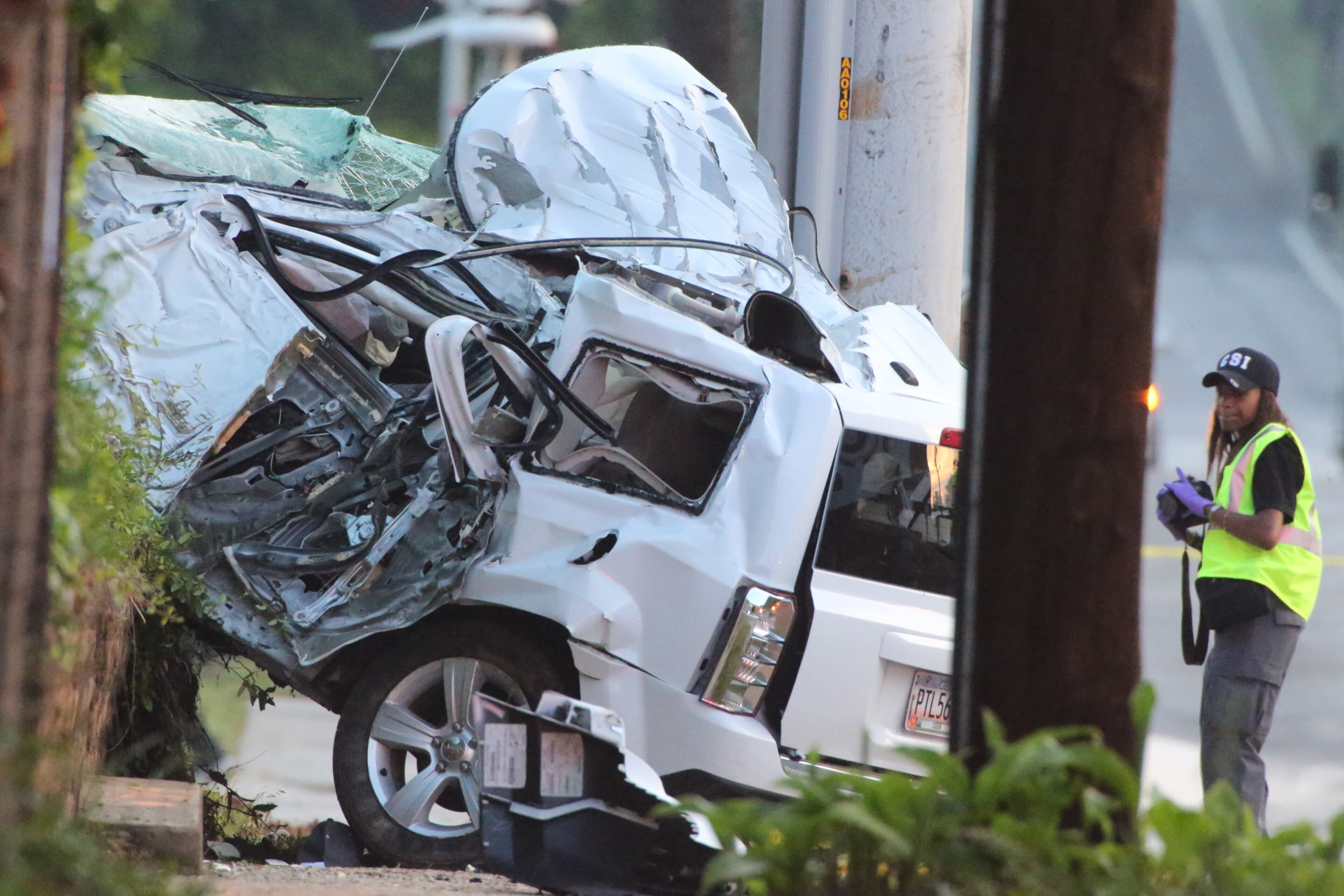 Two people were killed this morning in a wreck in Northwest Atlanta, according to police and news reports. A Jeep Cherokee struck a fire hydrant in the 700 block of Joseph E. Lowery Boulevard, according to police reports.
