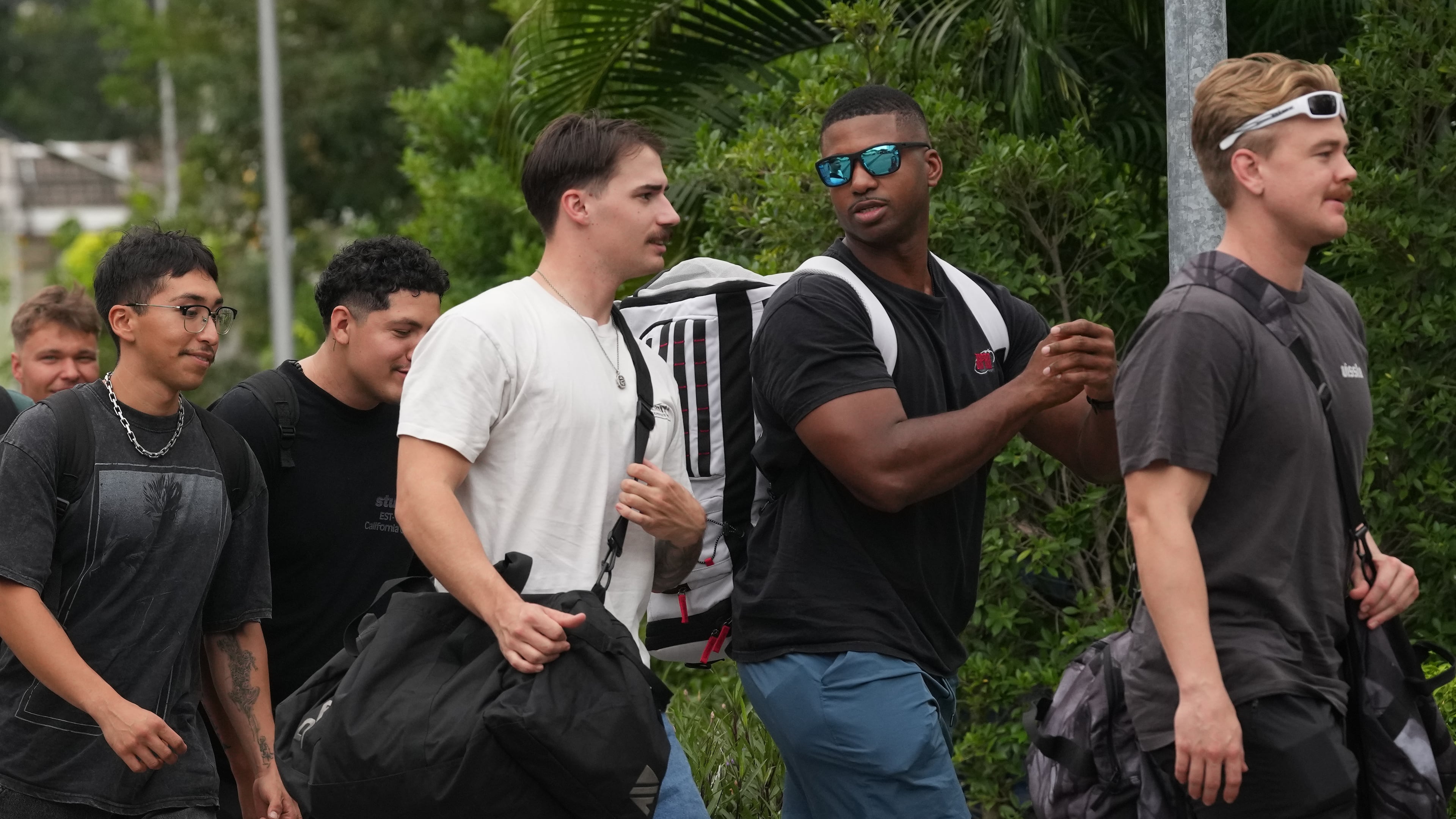 American service members from the USS Abraham Lincoln strike group arrive at a hotel in Pattaya, Thailand, Wednesday, Sept. 2, 2026. (AP Photo/Sakchai Lalit)
