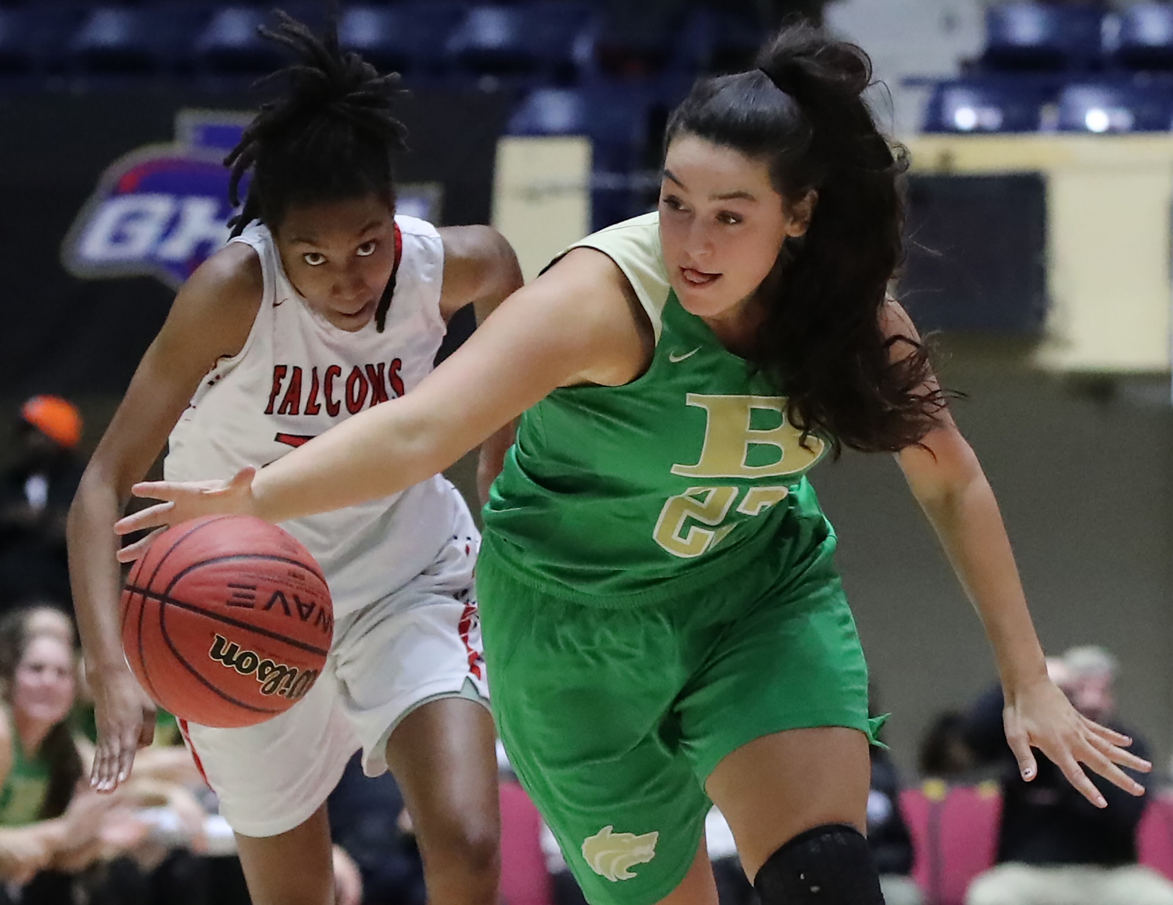 March 8, 2018 Macon: Buford wing Audrey Weiner steals from Flowery Branch guard Taniyah Taniyah Worth in their GHSA state basketball championship game on Thursday, March 8, 2018, in Macon. Curtis Compton/ccompton@ajc.com