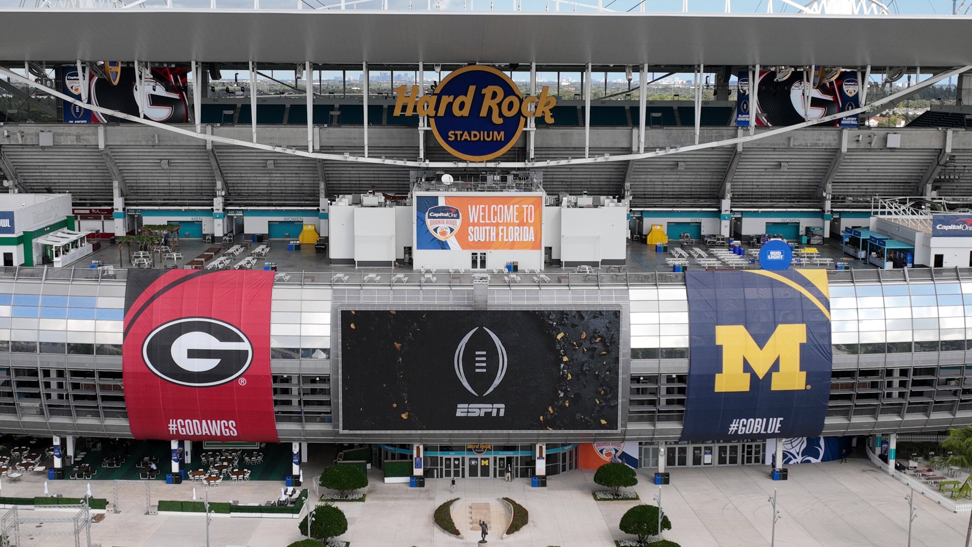 An aerial view of Hard Rock Stadium in Miami Gardens on Thursday, December 30, 2021. No. 1 going into the final rankings of the season, Georgia came out ranked No. 3. And, as the third seed in the four-team national semifinals, the Bulldogs (12-1) will face Big Ten champion Michigan (12-1) in the Orange Bowl in Miami Gardens, Fla., on Dec. 31. (Hyosub Shin / Hyosub.Shin@ajc.com)