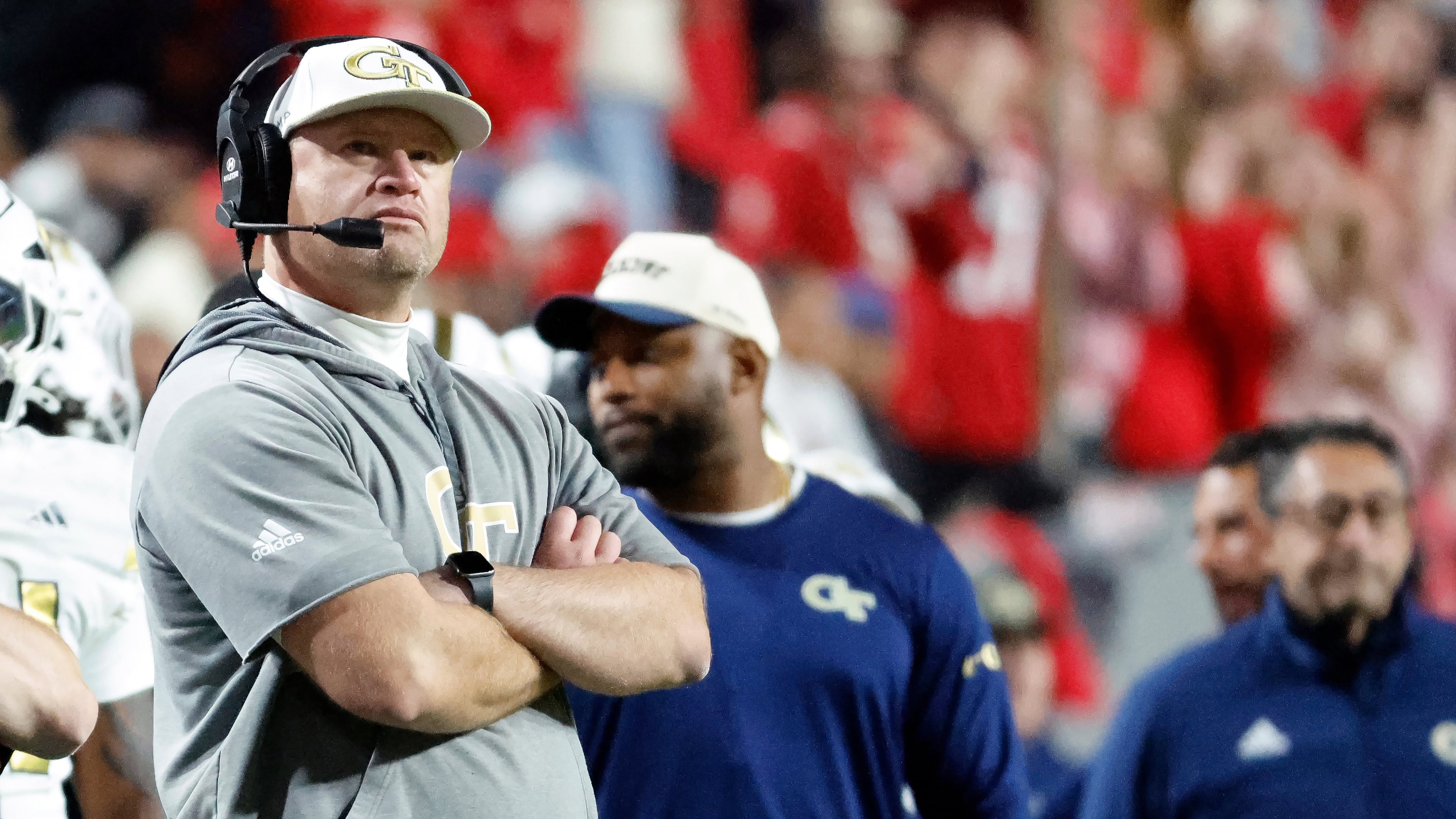 Georgia Tech coach Brent Key — pictured coaching against North Carolina State in November — has the Yellow Jackets' 2027 recruiting class ranked No. 26, according to Rivals. (Karl DeBlaker/AP)