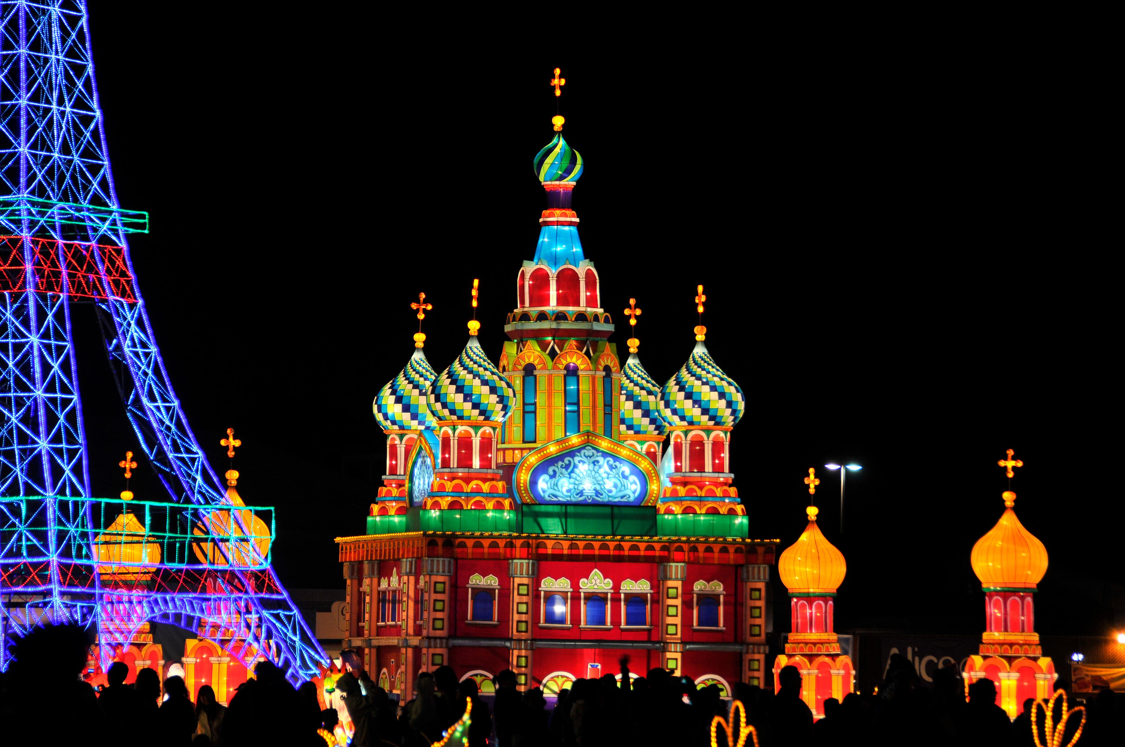 Global Winter Wonderland Credit: Rich Yee / ICEG.