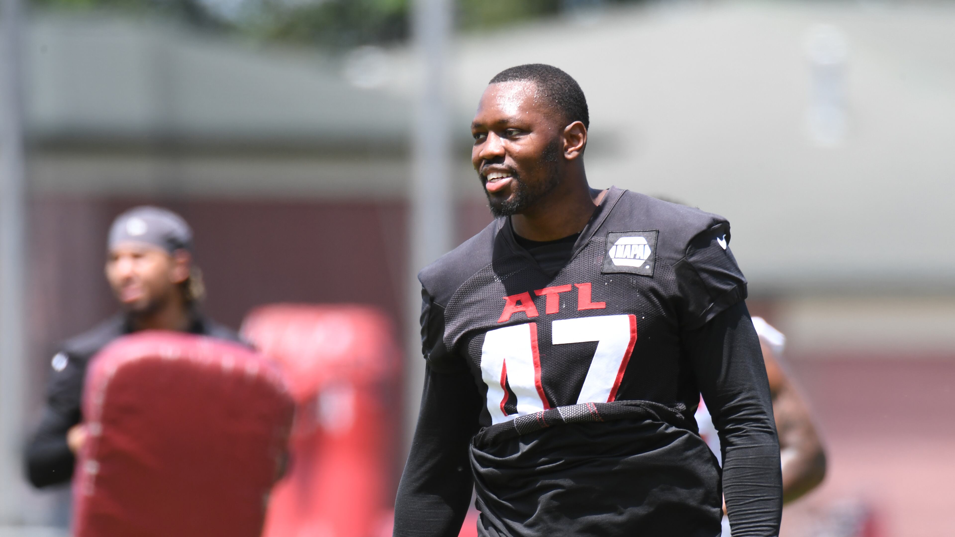 Falcons OLB Arnold Ebiketie (47) participates during rookie minicamp at the Atlanta Falcons Practice Facility in Flowery Branch on Saturday, May 14, 2022. (Hyosub Shin / Hyosub.Shin@ajc.com)