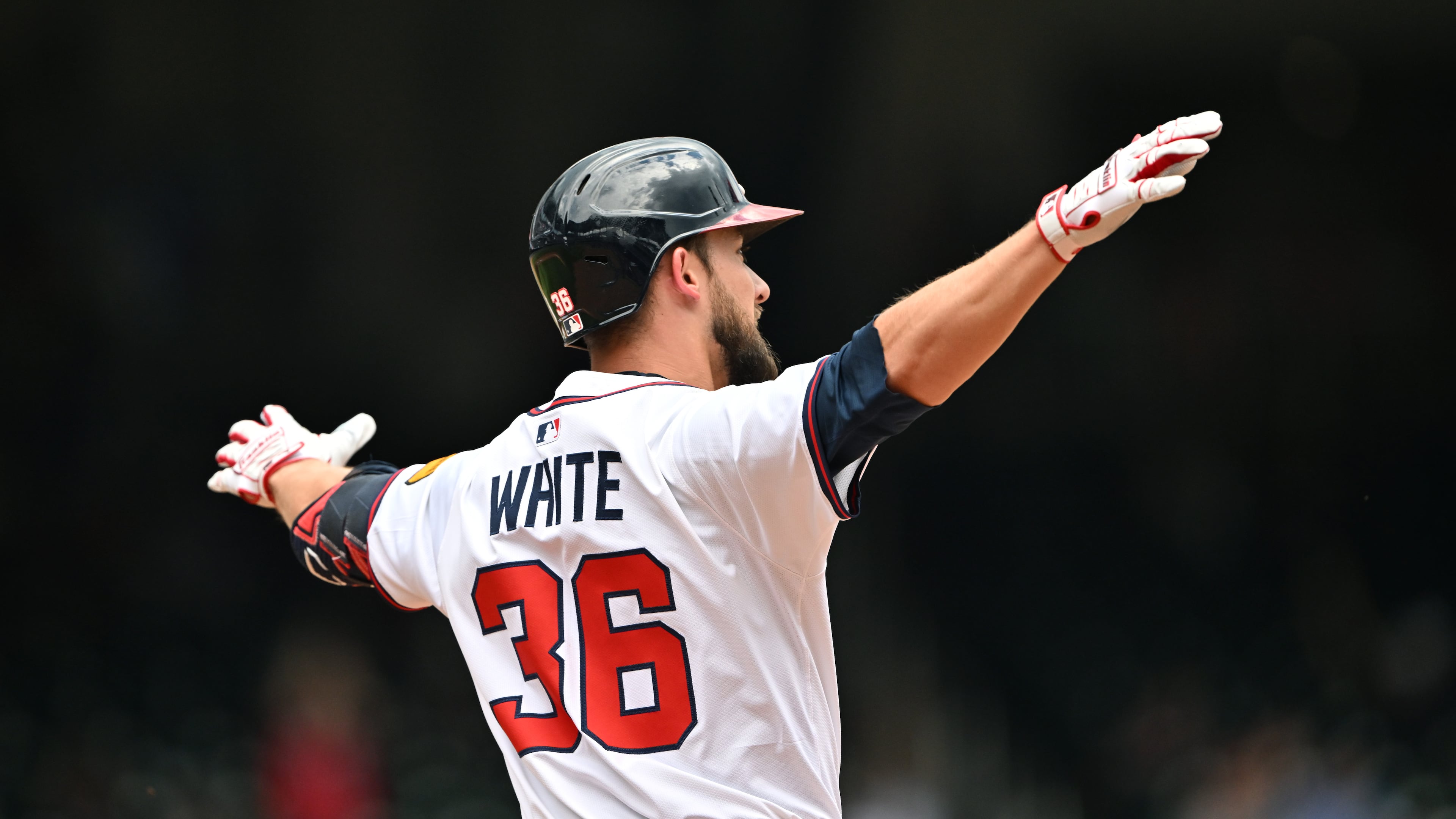 The Atlanta Braves signed outfielder Eli White, who has been with the team three years, ahead of the nontendered deadline. (Hyosub Shin/AJC)