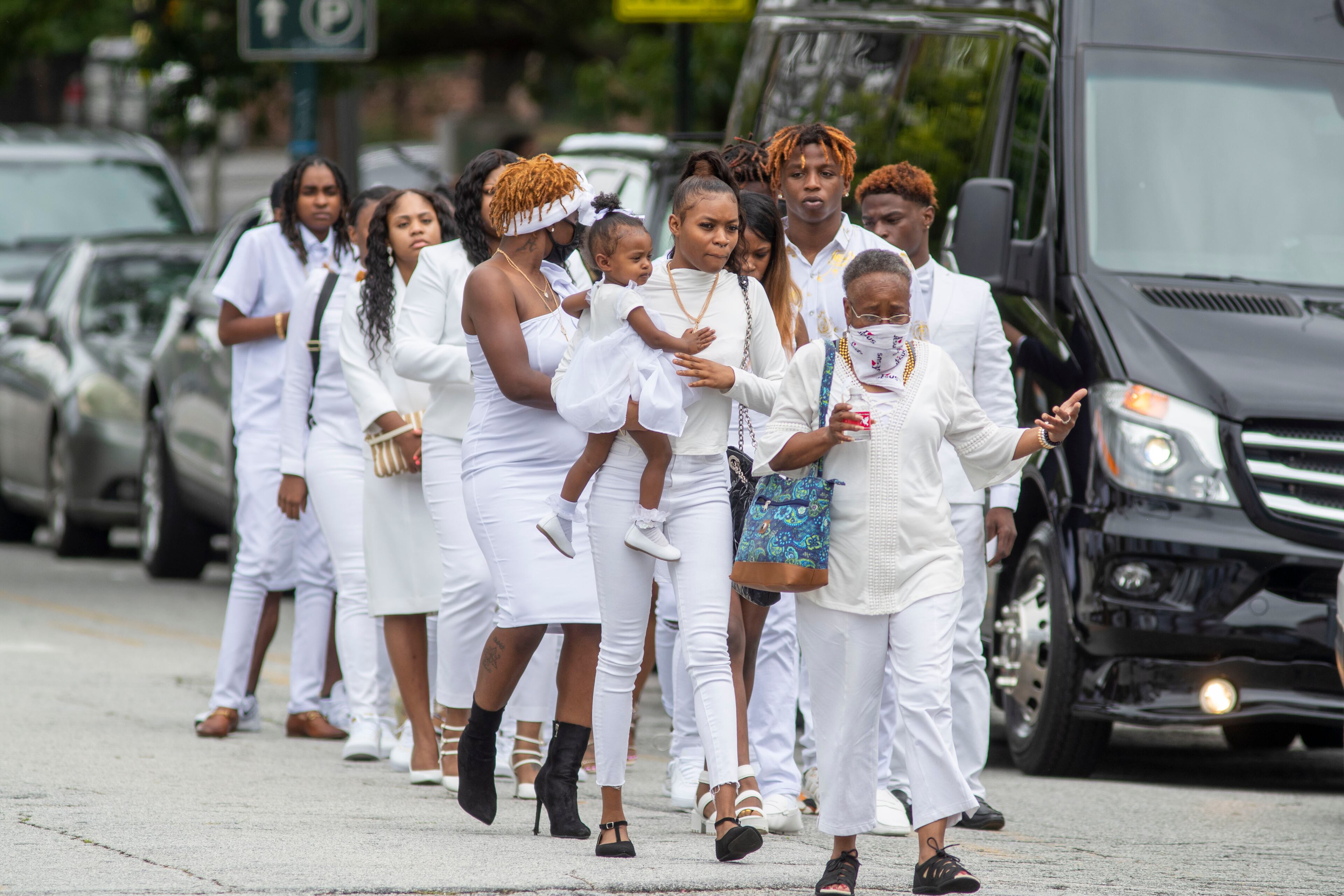 06/23/2020 - Atlanta, Georgia - The family and friends of Rayshard Brooks arrive at Ebenezer Baptist Church before the start of his funeral service in Atlanta's Sweet Auburn community, Tuesday, June 23, 2020. (ALYSSA POINTER / ALYSSA.POINTER@AJC.COM)