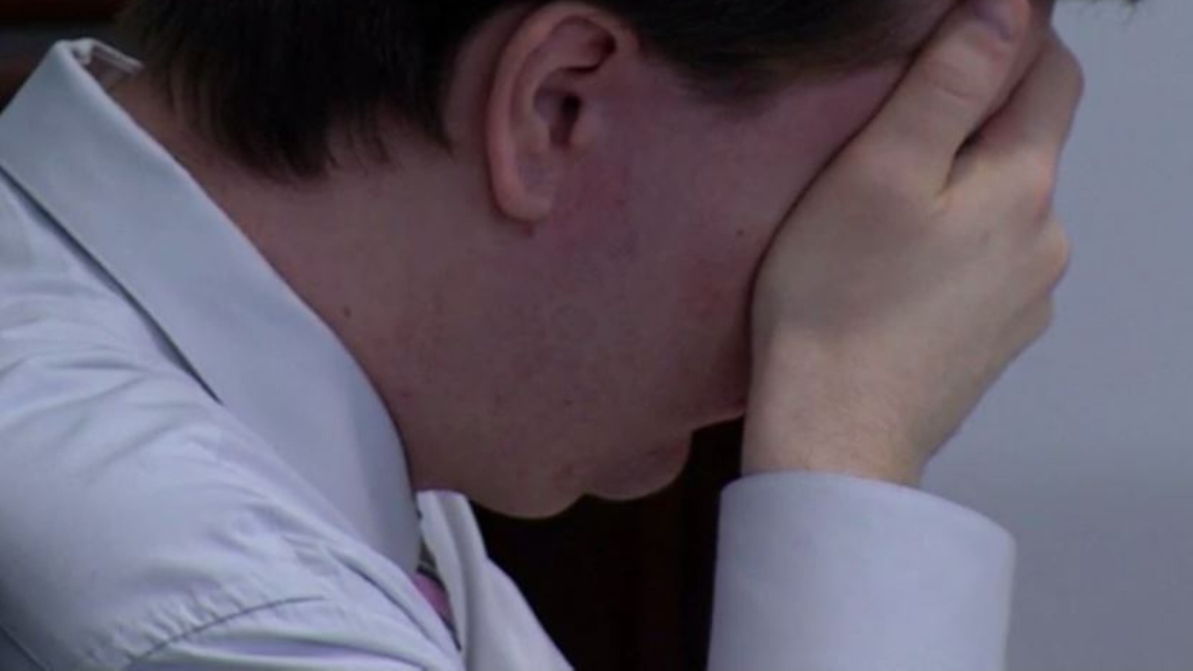Justin Ross Harris weeps in court during testimony about the death of his son.