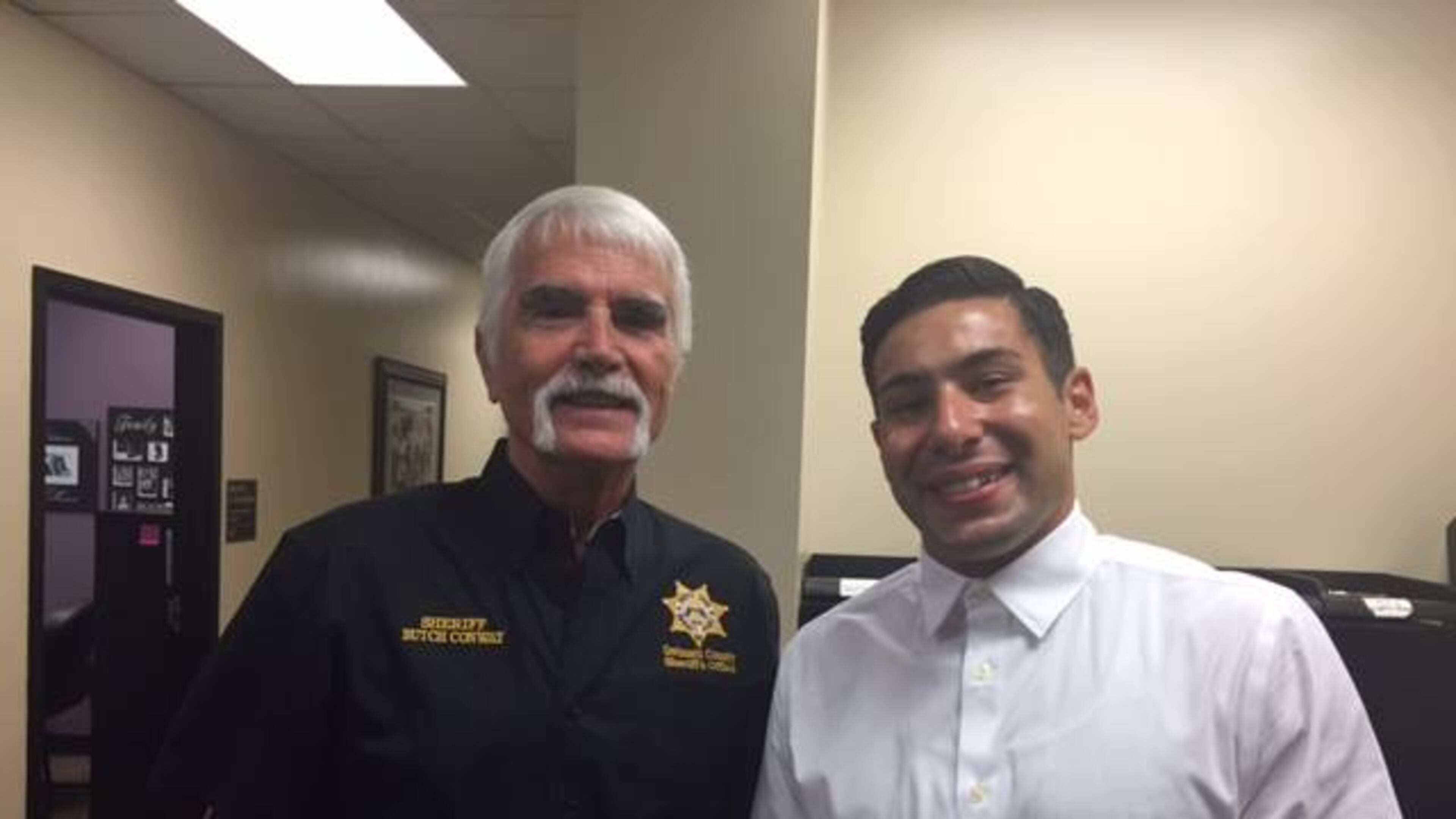 Former Gwinnett County inmate Simon Fine and Sheriff Butch Conway. (Facebook photo)