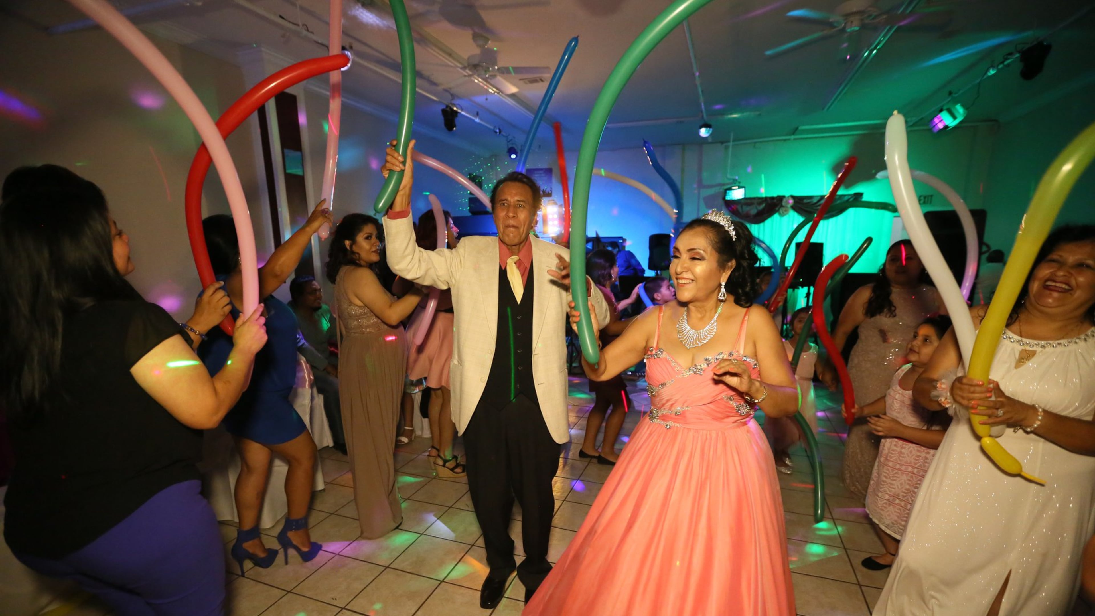 Rosalinda Villegas didn’t have a traditional quinceañera birthday party at age 15, so the 60-year-old breast cancer survivor had a belated one recently. Miguel Martinez/MundoHispanico