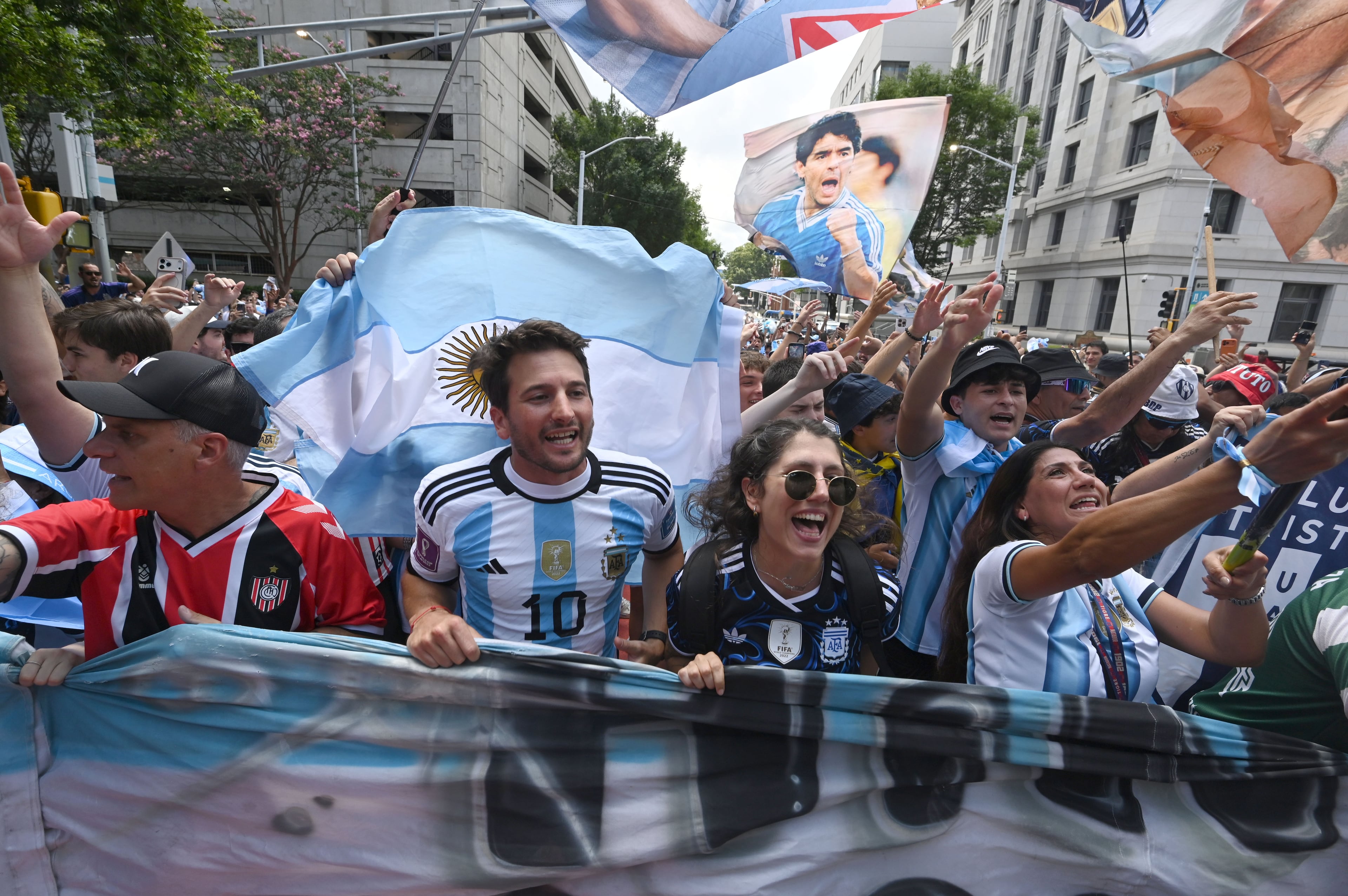 Word Cup Fans : Argentina vs England