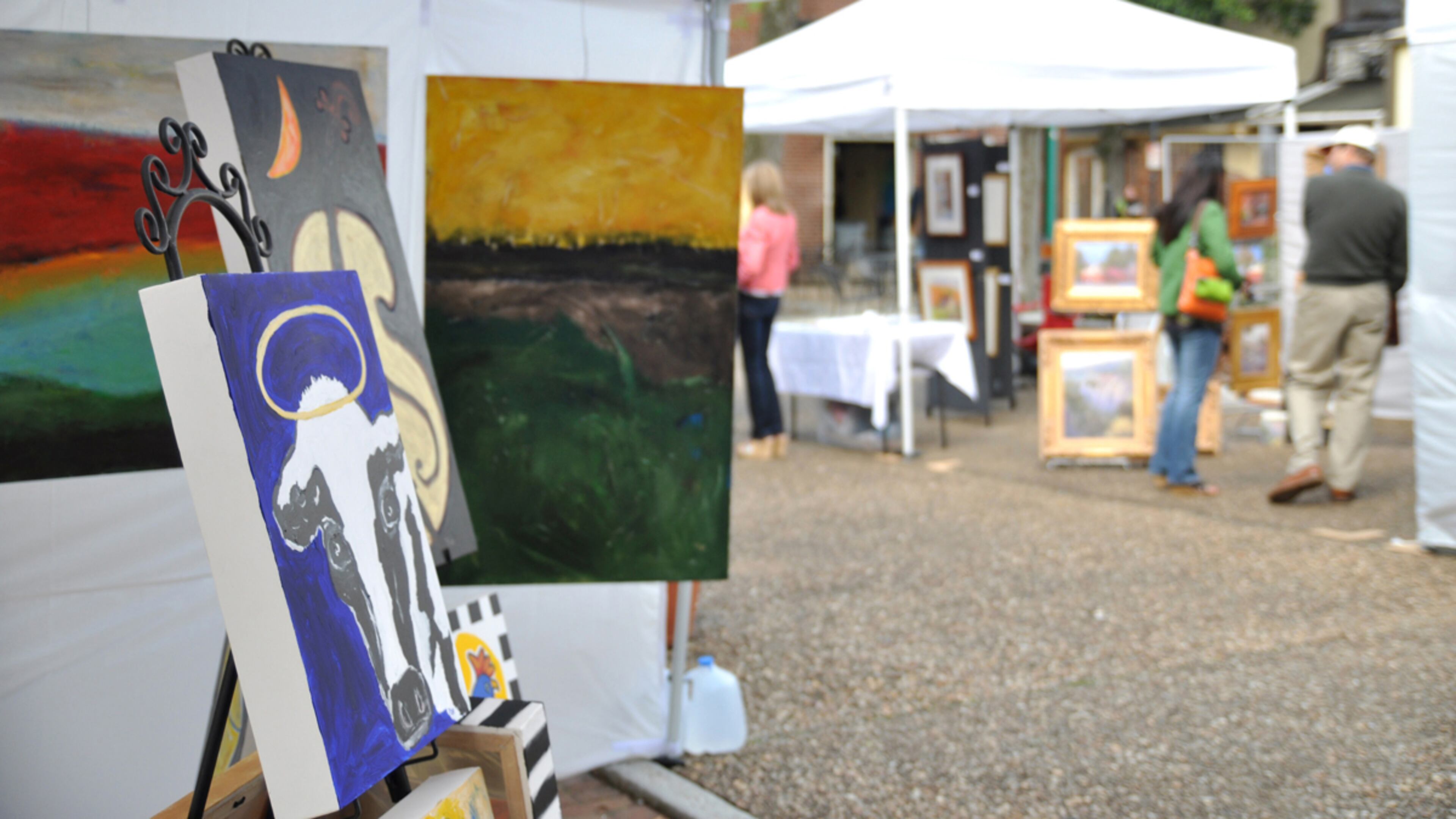 A look at Marietta's 2009 Art Walk in Marietta by Rhonda Dixon with the Marietta Welcome Center & Visitors Bureau.