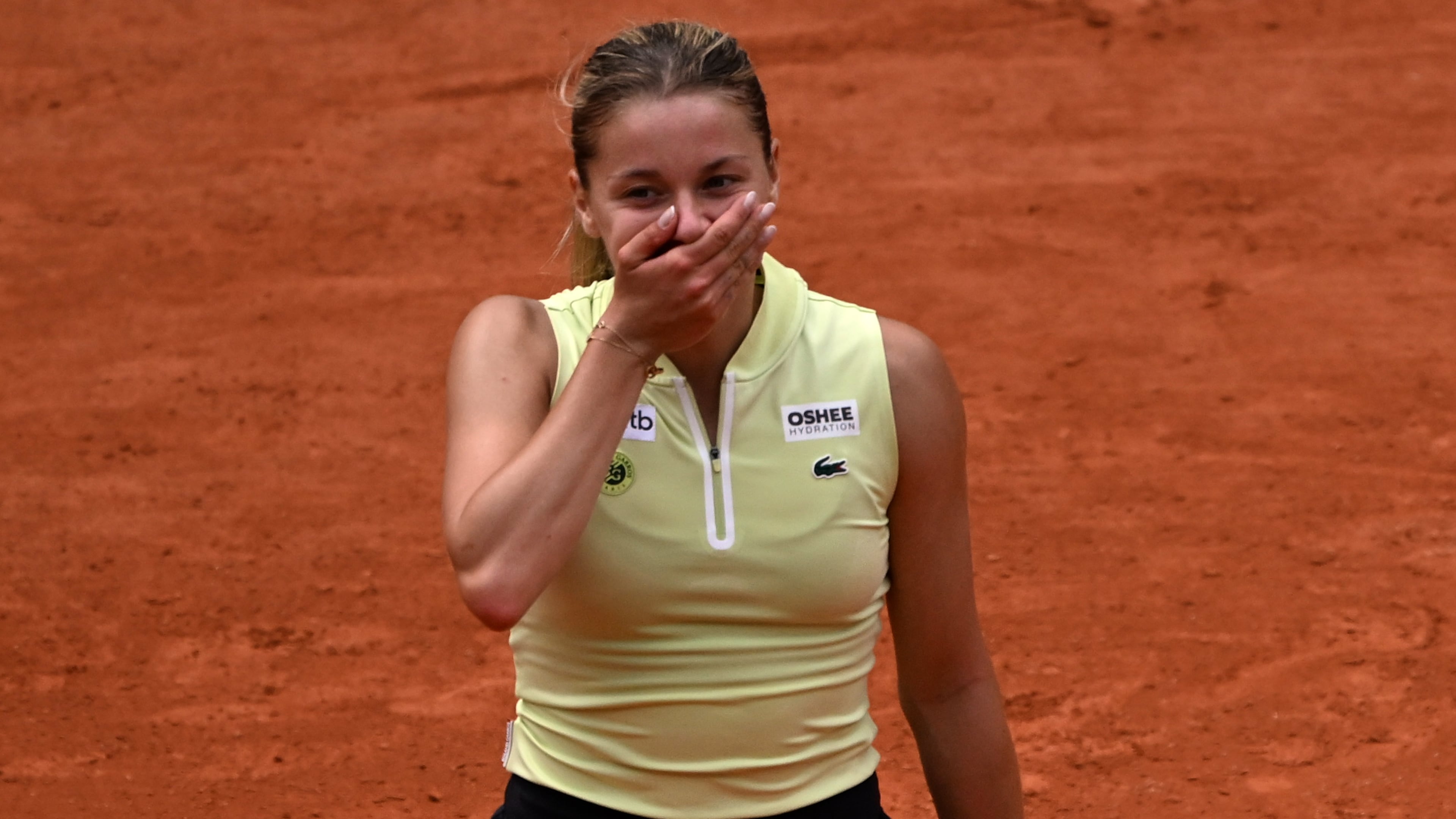 Poland's Maja Chwalinska reacts after winning the quarterfinal tennis match against Russia's Anna Kalinskaya at the French Open in Paris, Wednesday, June 3, 2026. (AP Photo/Emma Da Silva)