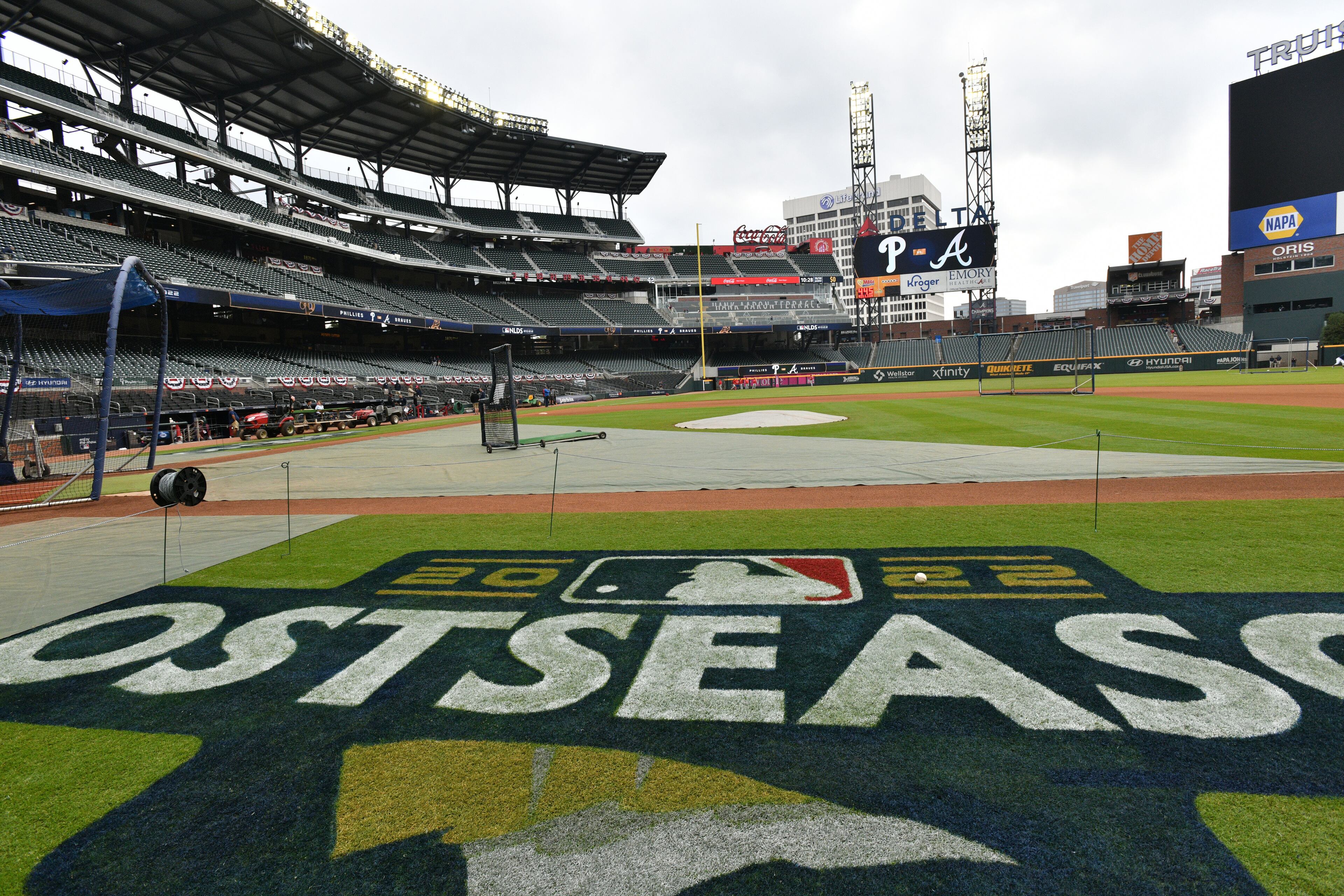 Play ball!! The field at Truist Park is ready for Game 1 of the 2022 National League Division Series Championship (NLDS) between Atlanta Braves and Philadelphia Phillies. (Hyosub Shin/hshin@ajc.com)
