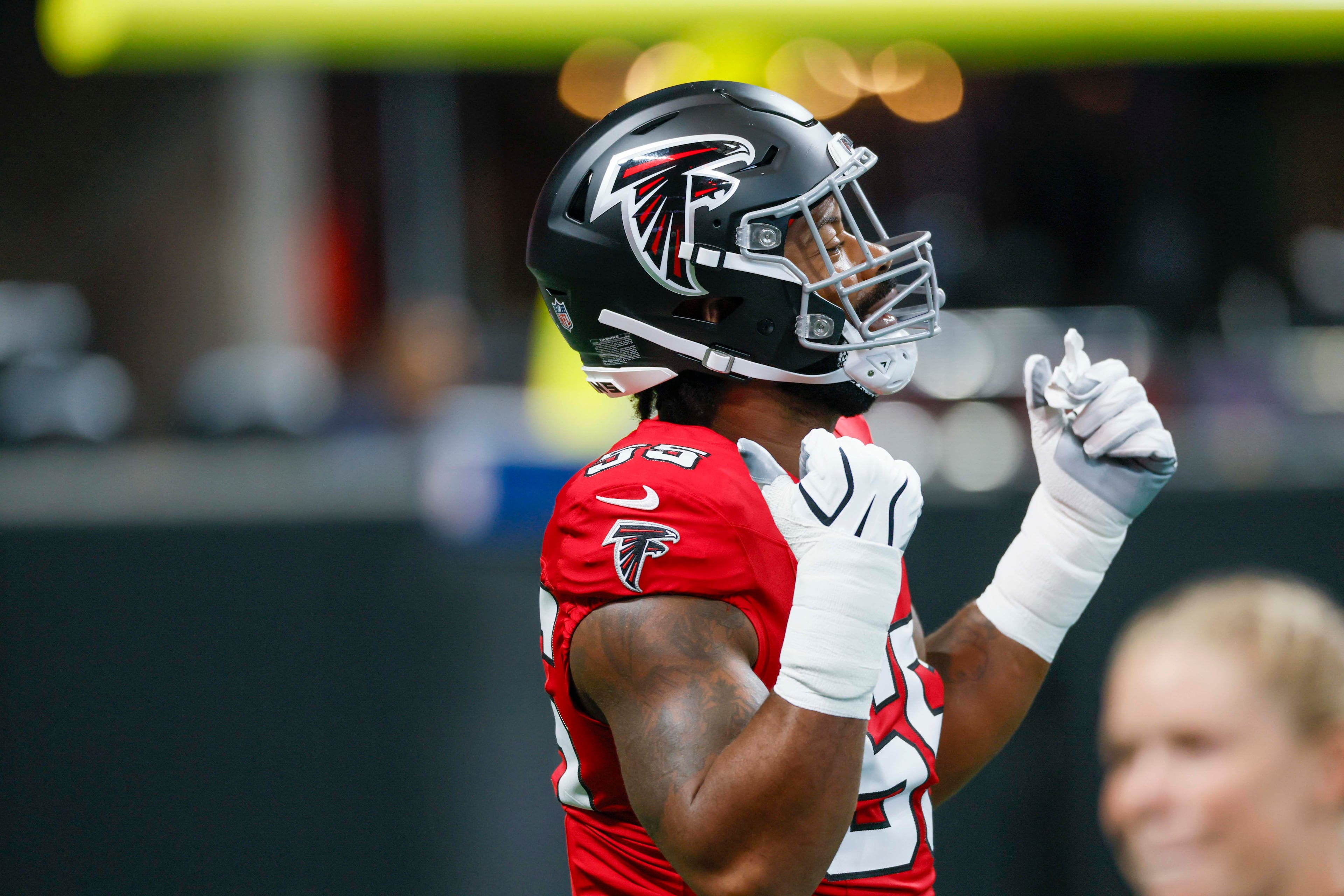 Atlanta Falcons defensive end Za’Darius Smith (55) reacts during warm-ups before the game against the Carolina Panthers at Mercedes-Benz Stadium in Atlanta on Sunday, September 20, 2026. (Miguel Martinez/AJC)