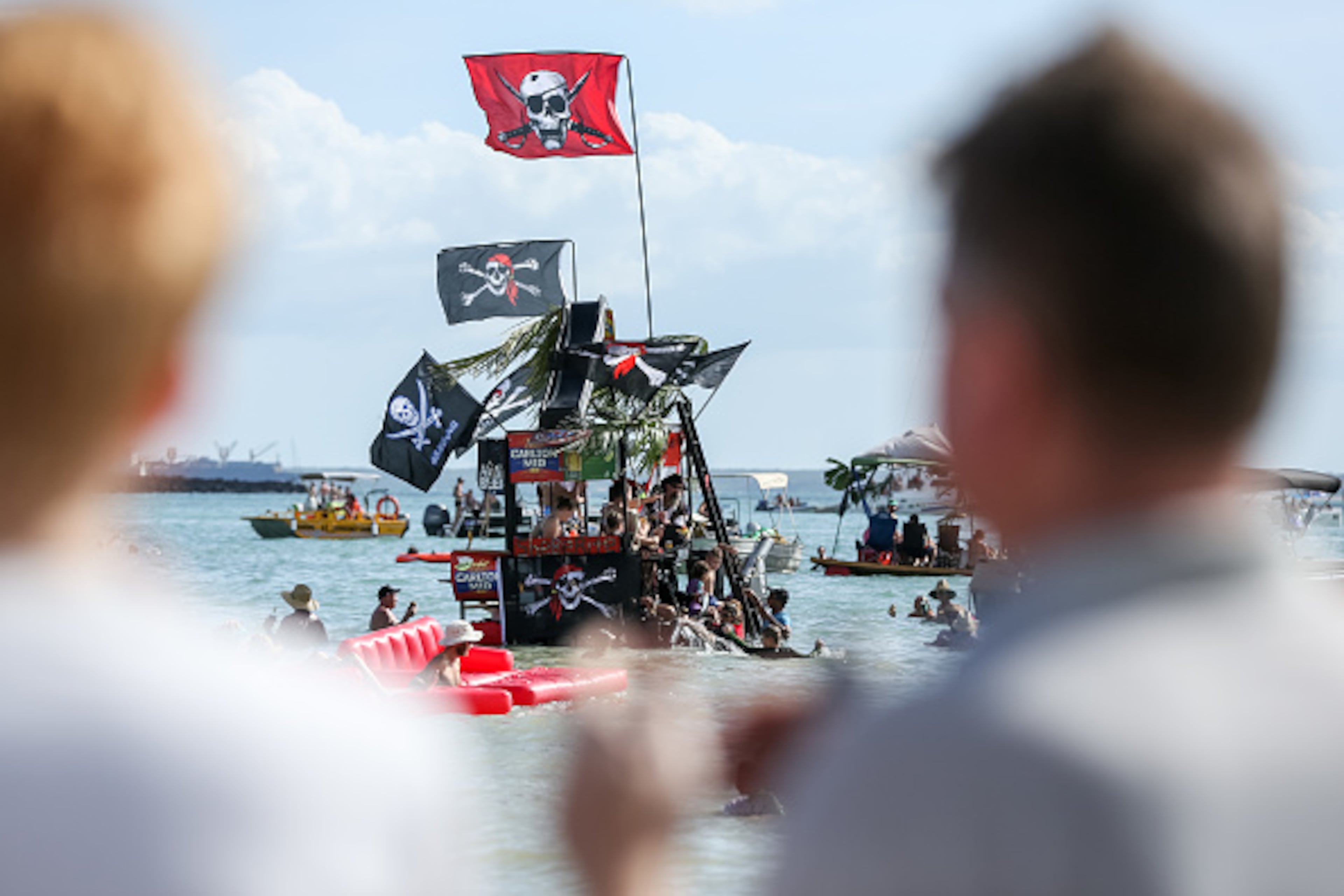 DARWIN, AUSTRALIA - JULY 09: 'Pirates' at Mindil beach during the Darwin Beer Can Regatta at Mindil Beach on July 9, 2017 in Darwin, Australia. The annual event first started in 1974 as a way to clean up beer cans littering local streets. The all-day event includes boat races alongside thong throwing and sandcastle competitions. (Photo by Helen Orr/Getty Images)