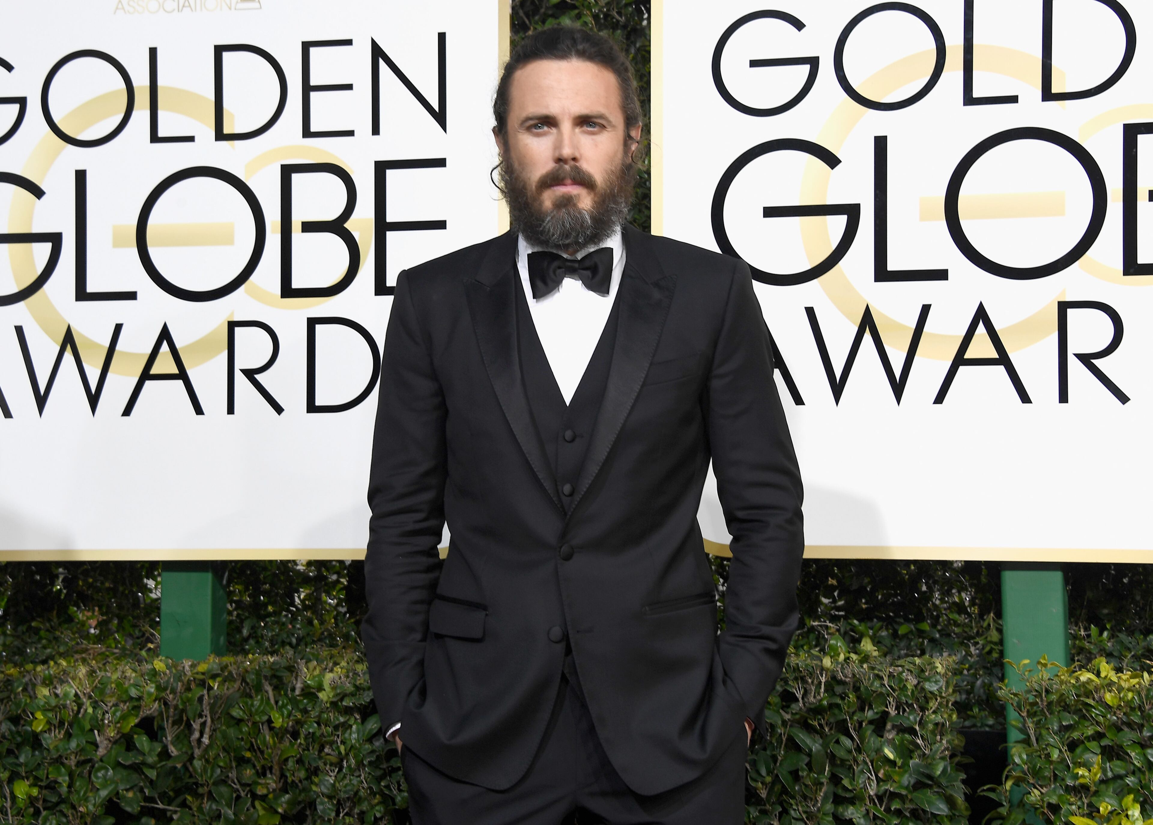 BEVERLY HILLS, CA - JANUARY 08: Actor Casey Affleck attends the 74th Annual Golden Globe Awards at The Beverly Hilton Hotel on January 8, 2017 in Beverly Hills, California. (Photo by Frazer Harrison/Getty Images)