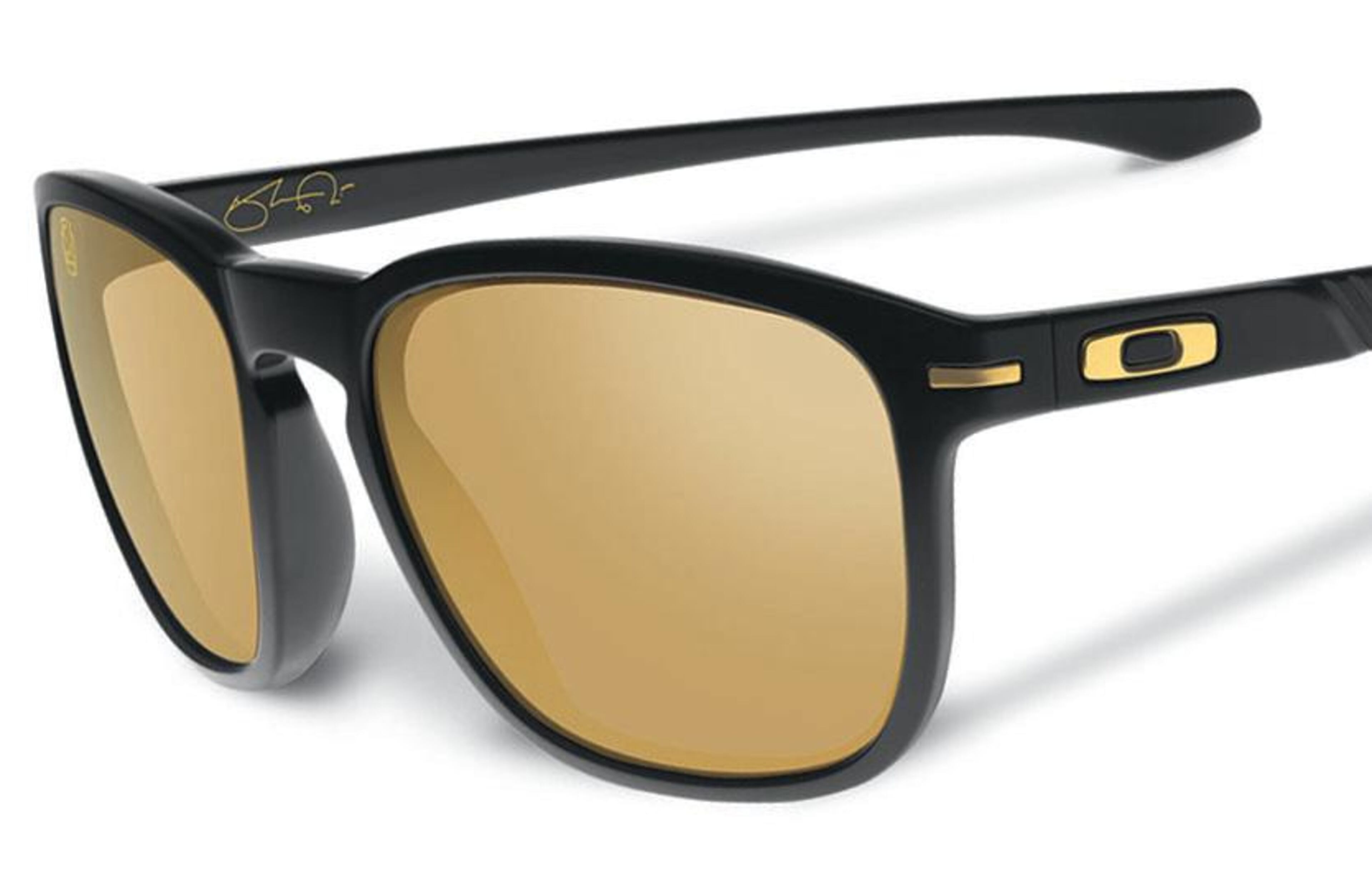 New Mexico Bowl, Dec. 20, 2 p.m., ESPN, in Albuquerque, N.M.: Players on UTEP and Utah State will be rewarded with a pair of Shaun White's Oakley brand sunglasses and other items.