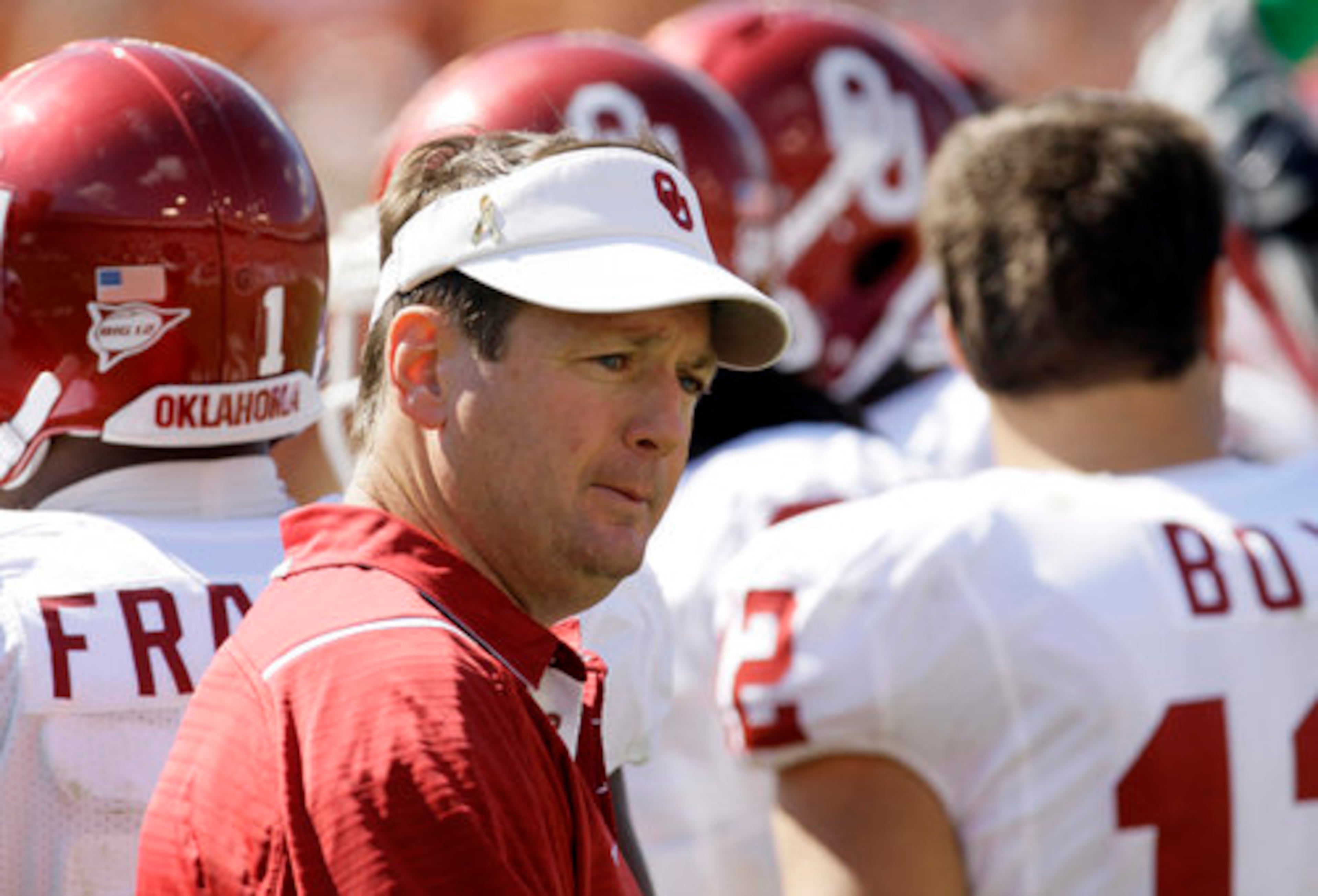 Bob Stoops, Oklahoma, 12 seasons (139-34): Stoops has led the Sooners to 11 straight bowl games, six of which were BCS Bowls. He won a national title in 2000 and was named Coach of the Year the same year. He is under contract through 2018.