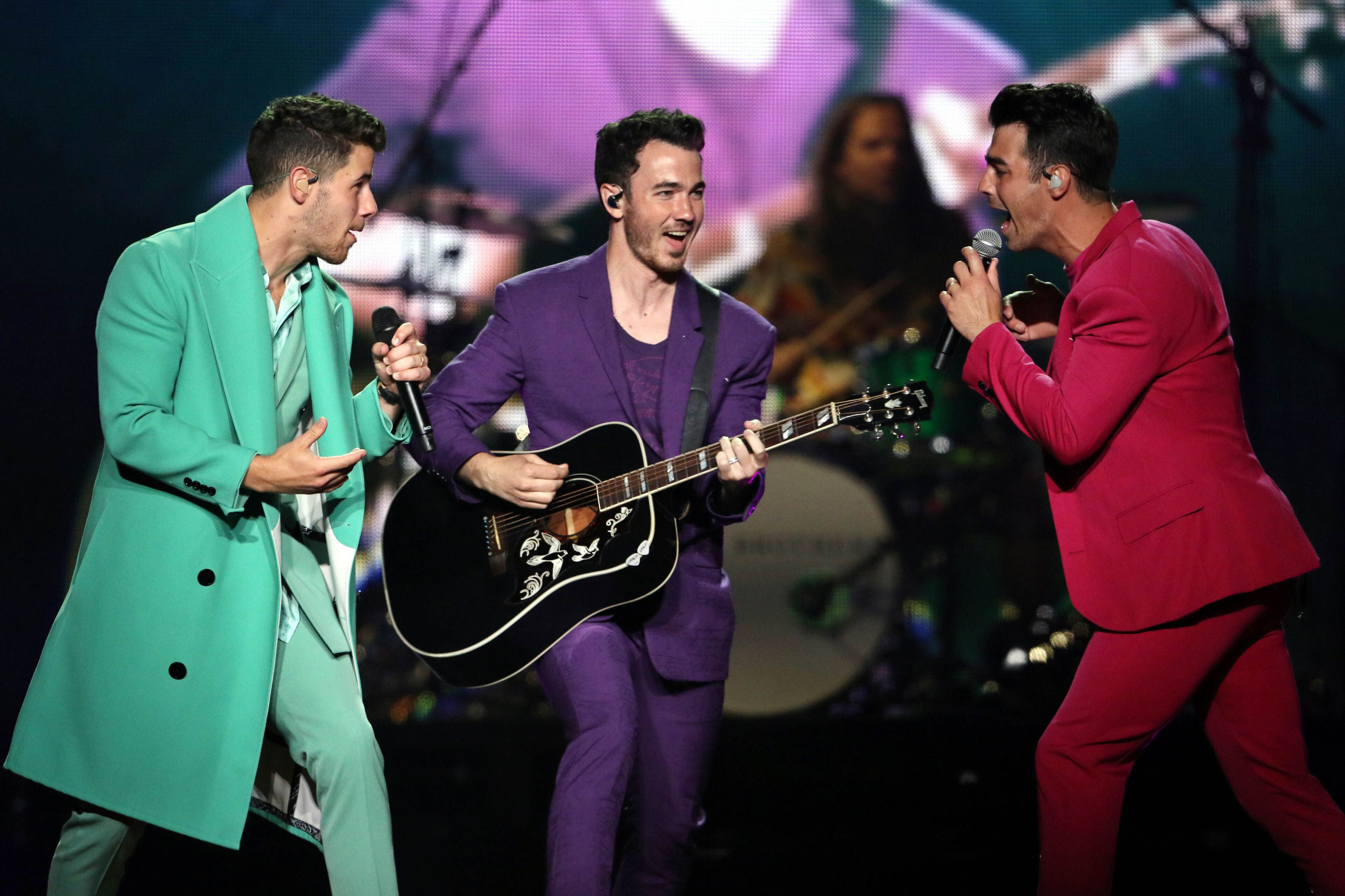 The Jonas Brothers played to a sold out State Farm Arena on Monday night, August 12, 2019, with Jordan McGraw (Dr. Phil's son) opening.
Robb Cohen Photography & Video /RobbsPhotos.com